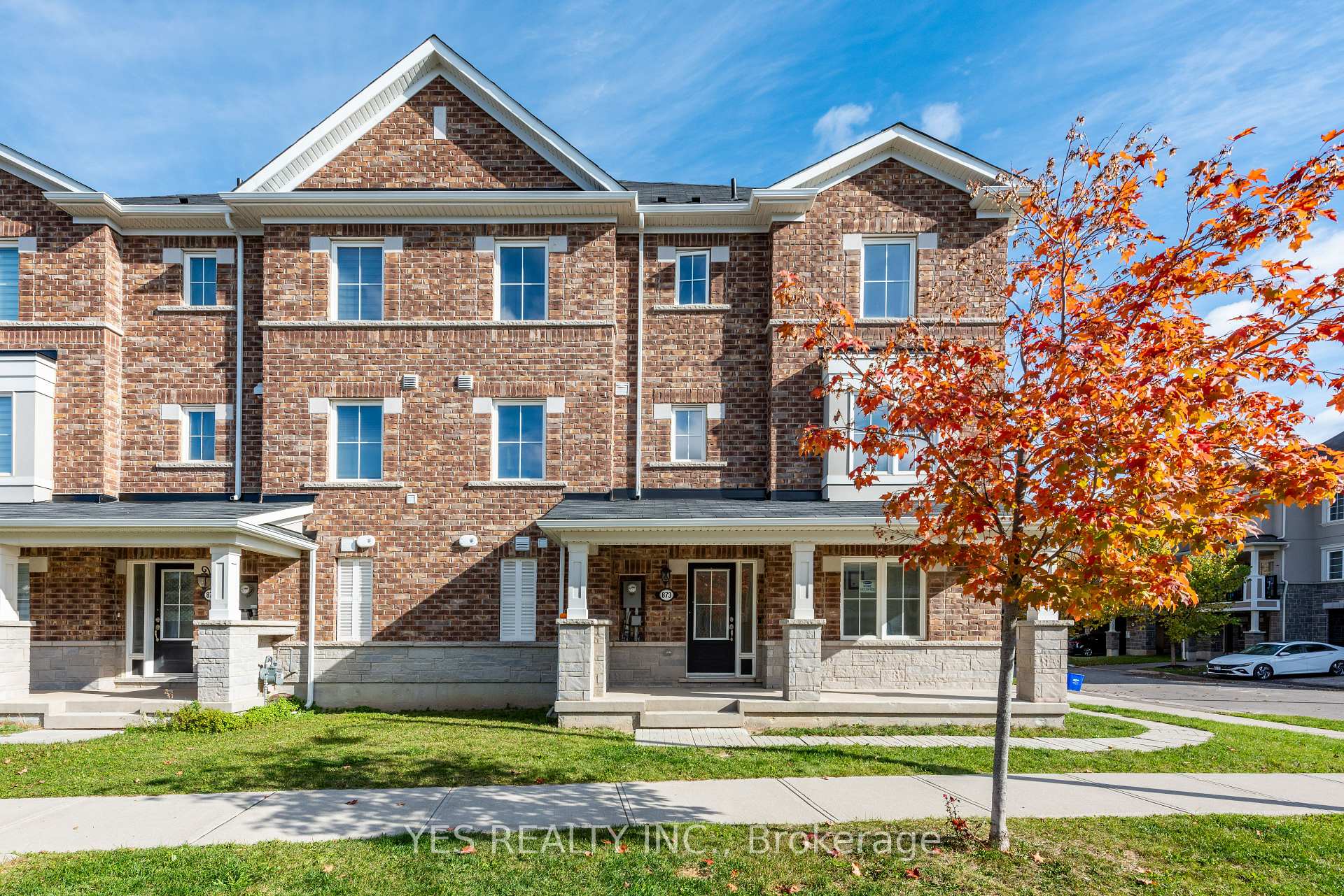 873 Cactus Point E, Milton, ON L9T 2X5