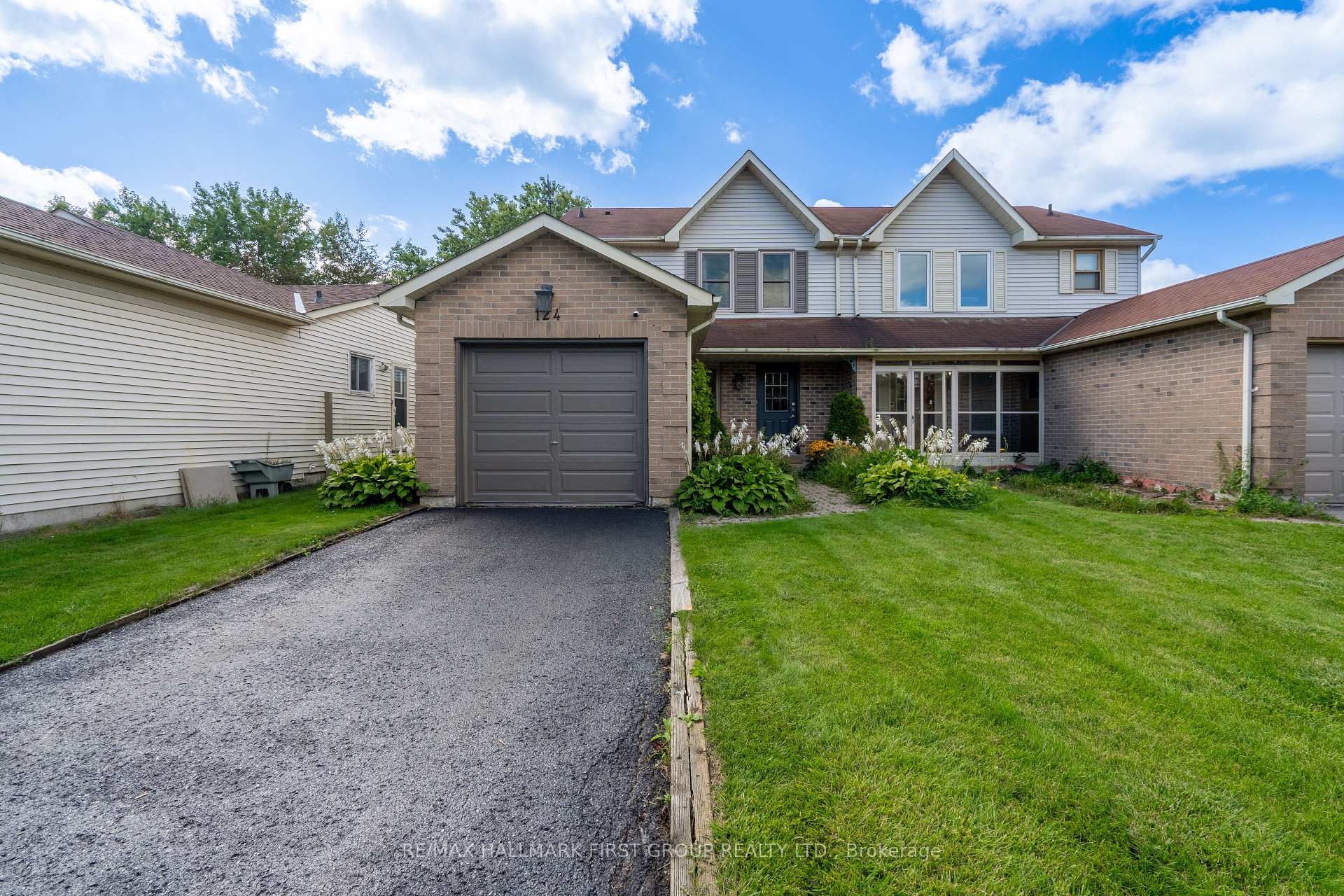 124 Humphrey Drive, Ajax, ON L1S 4Y7
