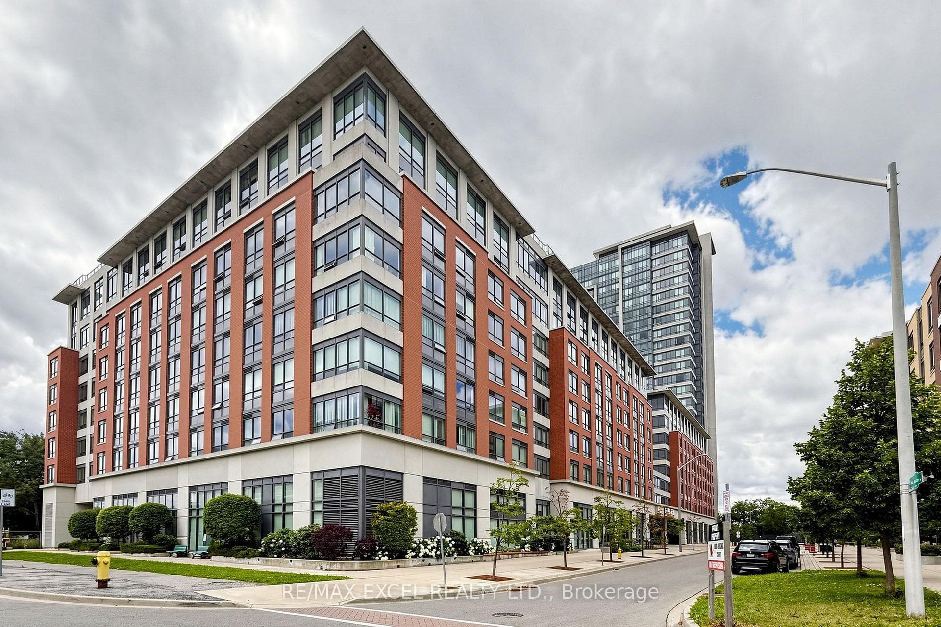 1 Sun Yat-Sen Avenue 252, Markham, ON L3R 5K9