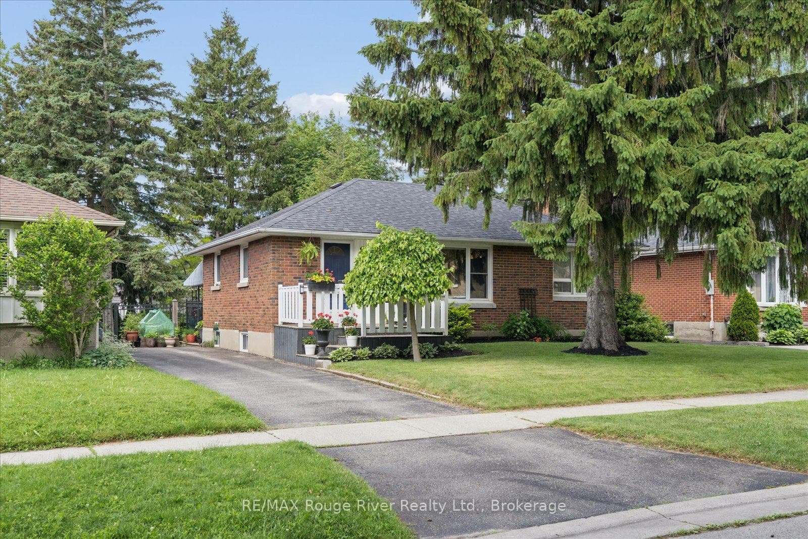 270 Windsor Street, Oshawa, ON L1H 6G6