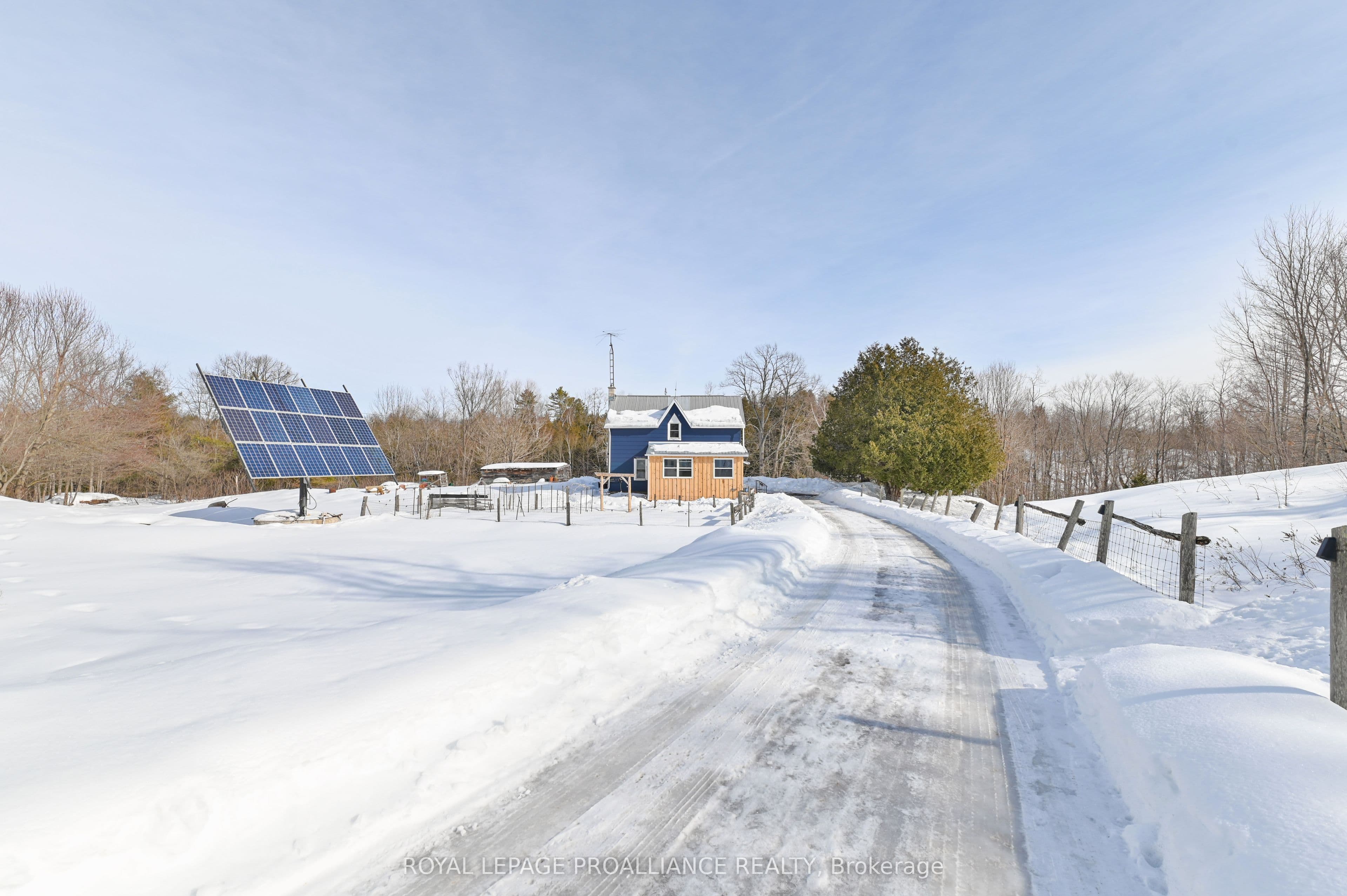 369 5th Concession Road, Addington Highlands - Detached