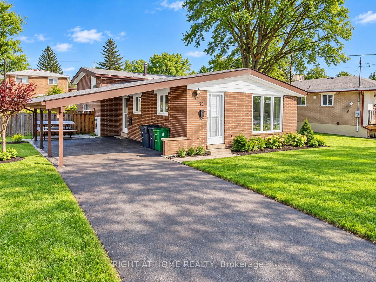 75 Bloomington Crescent, Toronto, ON M3N 1R2