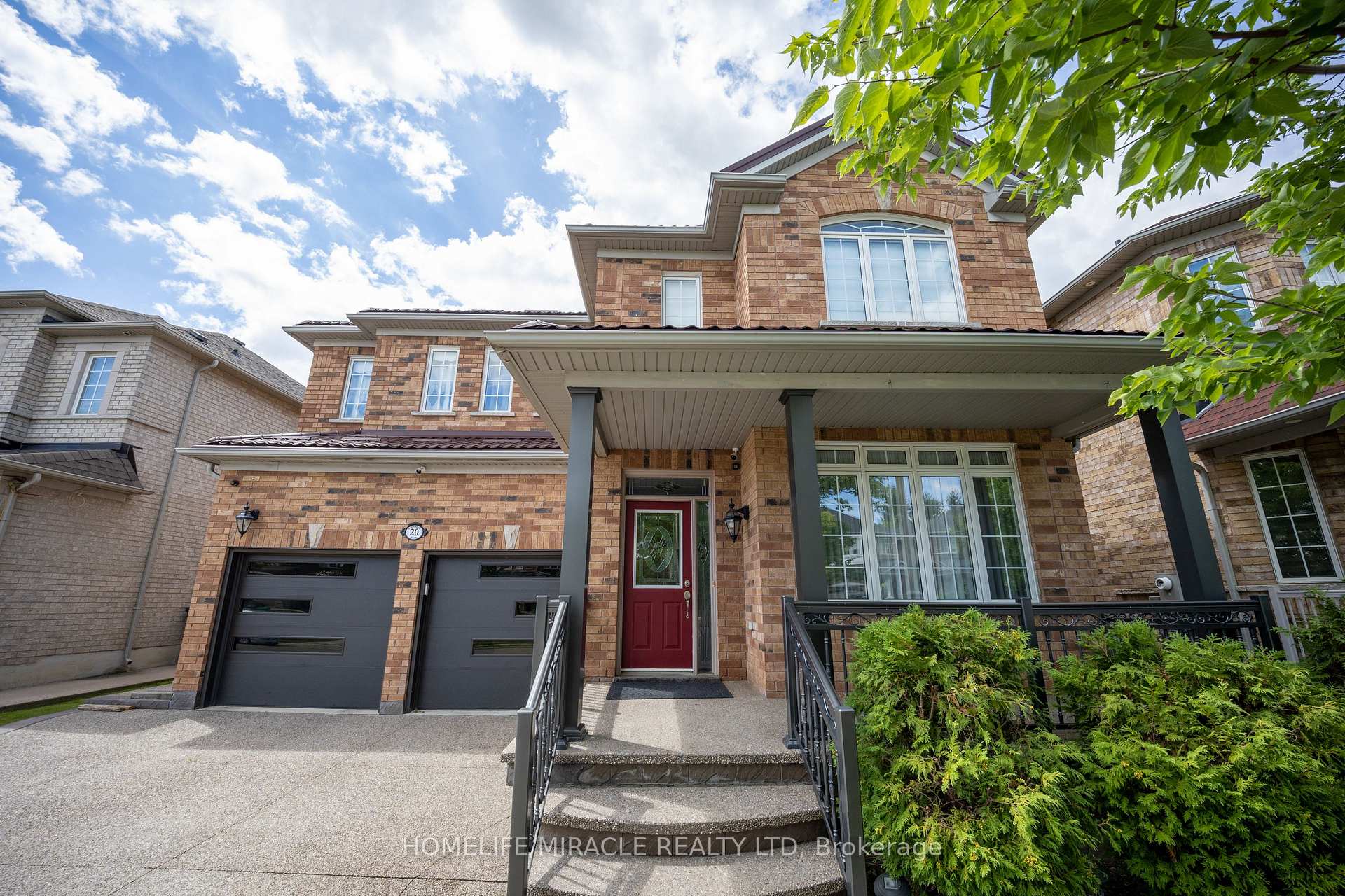 20 Revelstoke Place, Brampton, ON L6R 3G3