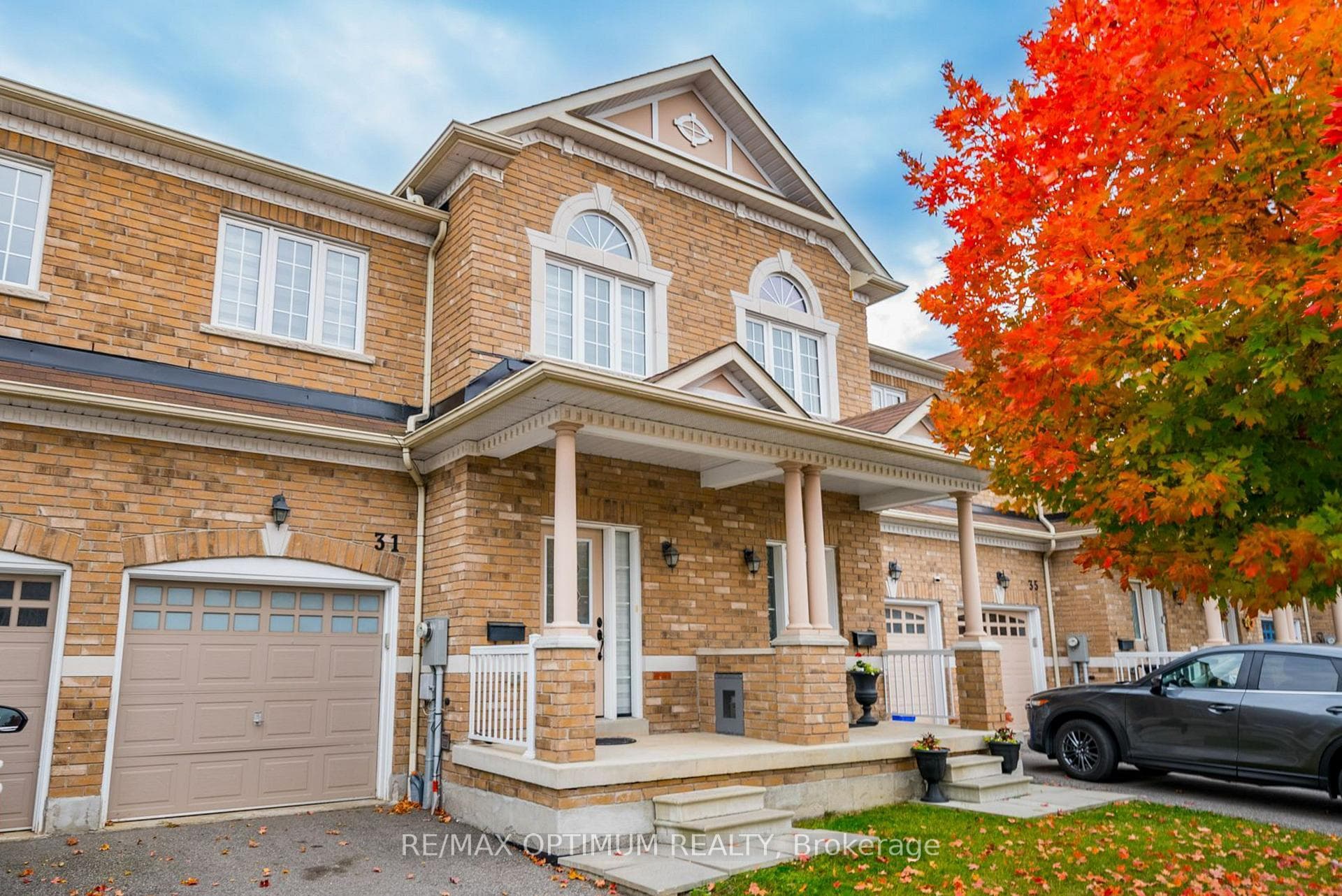 31 Keywood Street, Ajax, ON L1Z 2E5