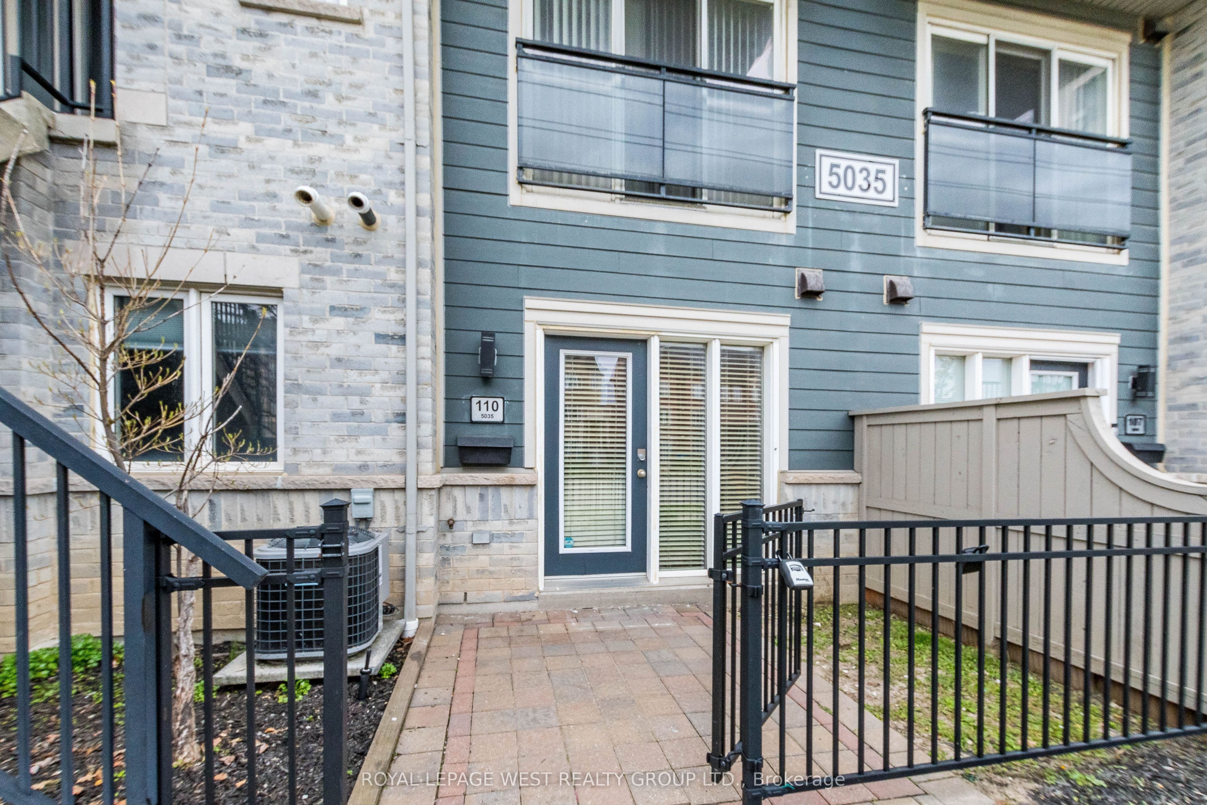 5035 Oscar Peterson Boulevard, Mississauga - Condo Townhouse