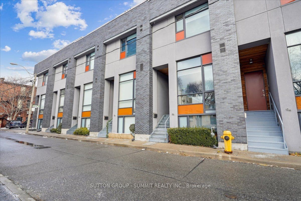 13 Gilead Place, Toronto - Att/Row/Townhouse