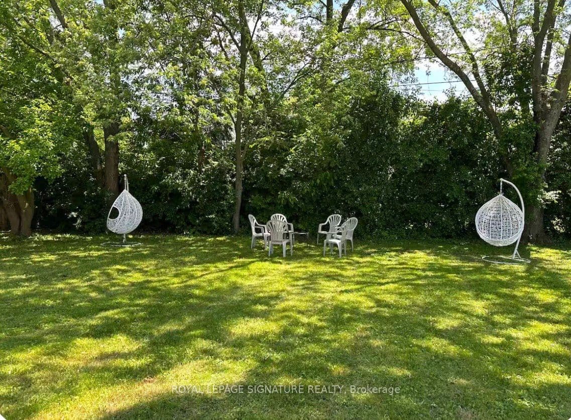 1350 Rebecca Street, Oakville - Detached