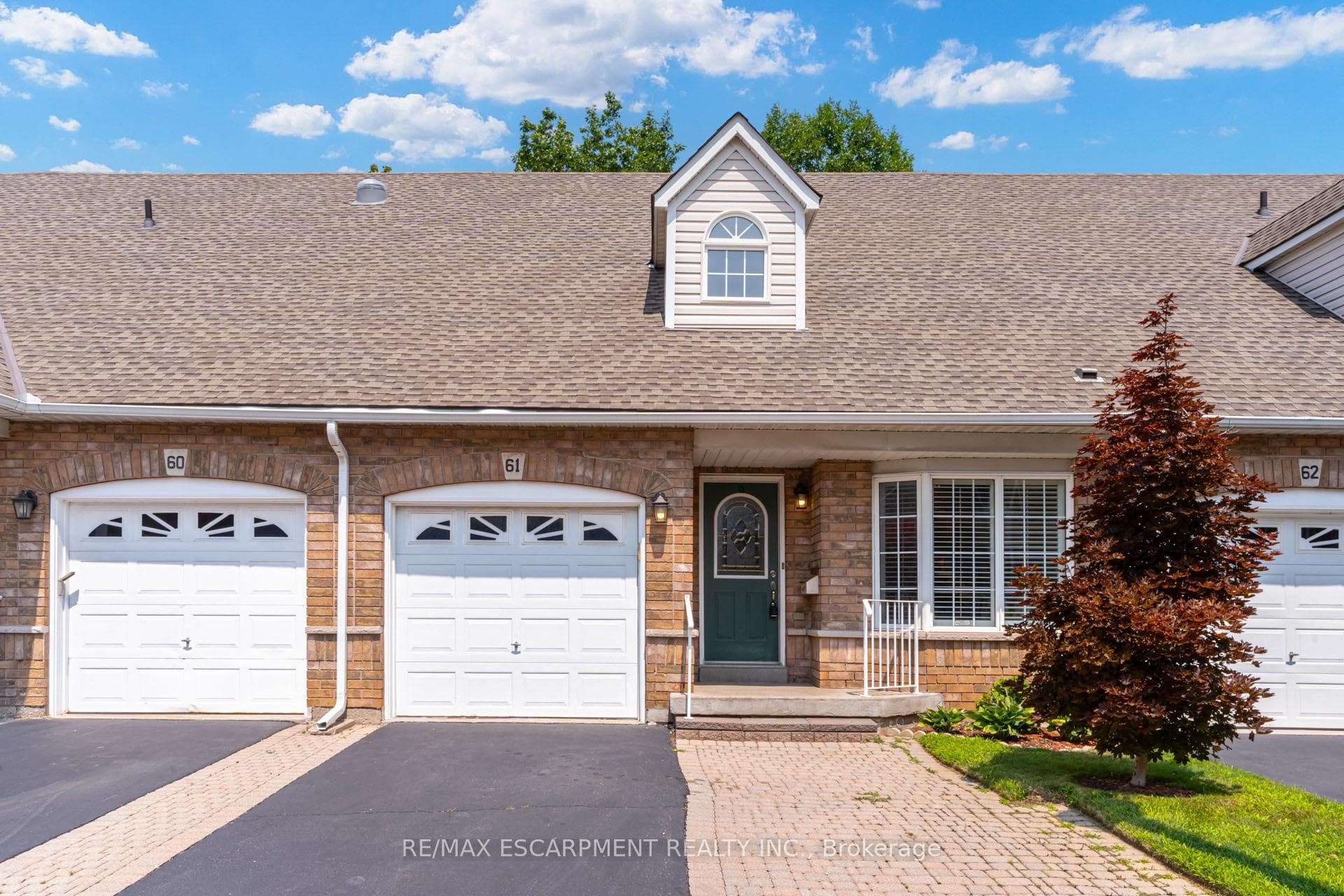 3045 New Street 61, Burlington, ON L7N 3V9