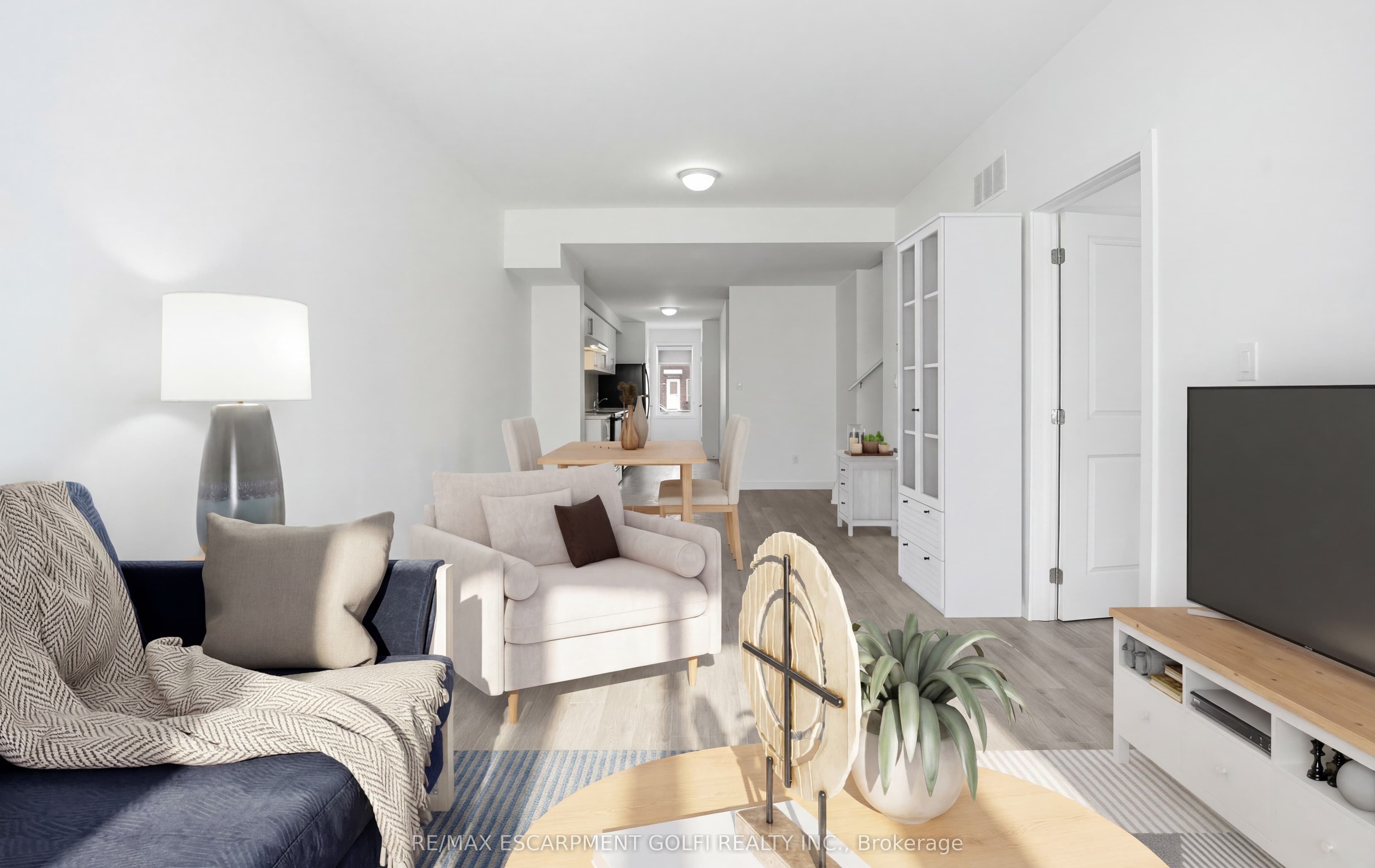 383 Chaffey Street, Welland - Att/Row/Townhouse