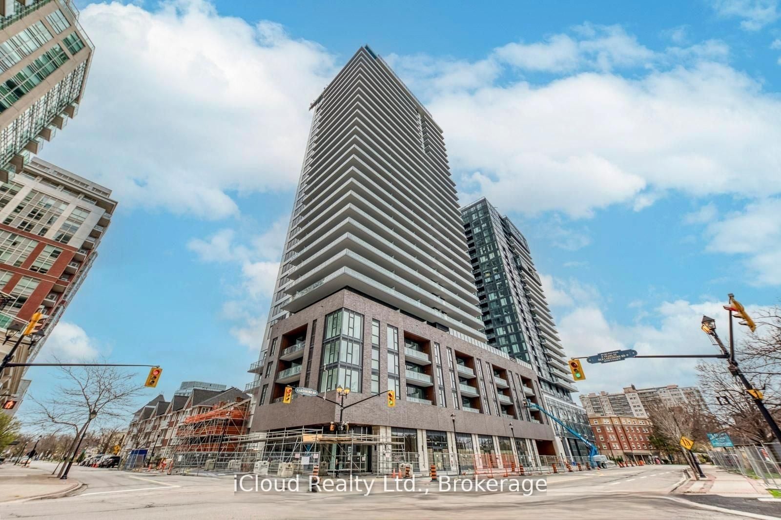 2075 Lakeshore Road, Burlington - Condo Apartment