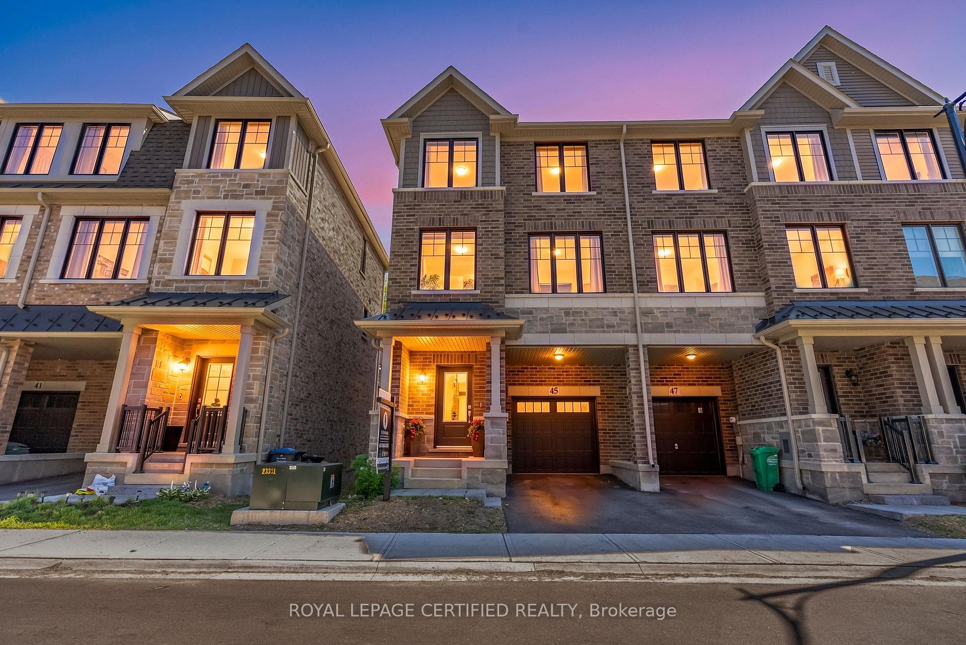 45 Folcroft Street, Brampton, ON L6Y 6L3