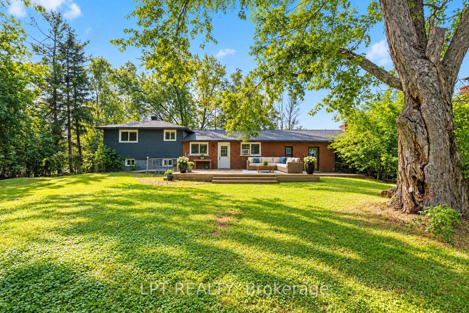 65 George Road, Georgina, ON L0E 1R0