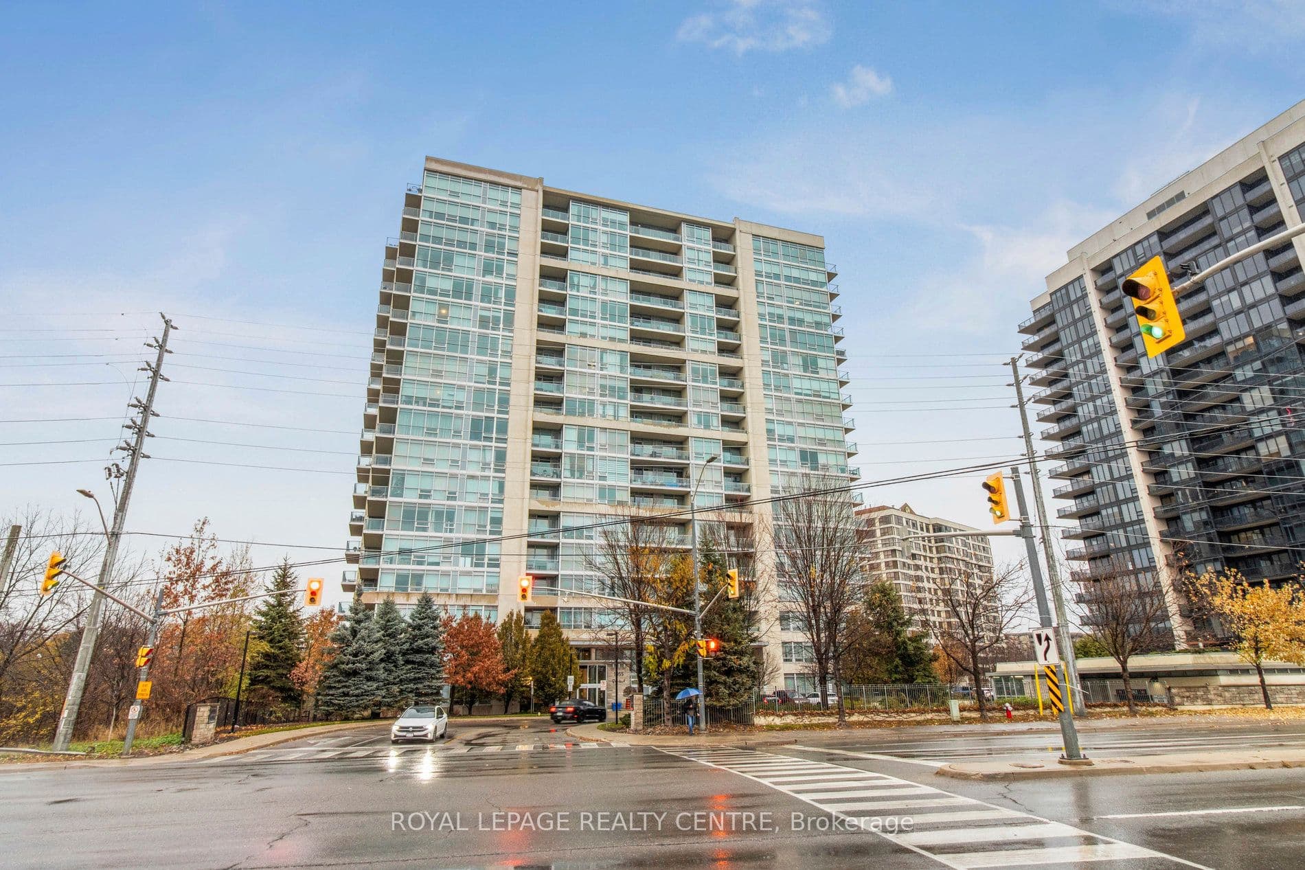 1055 Southdown Road, Mississauga - Condo Apartment