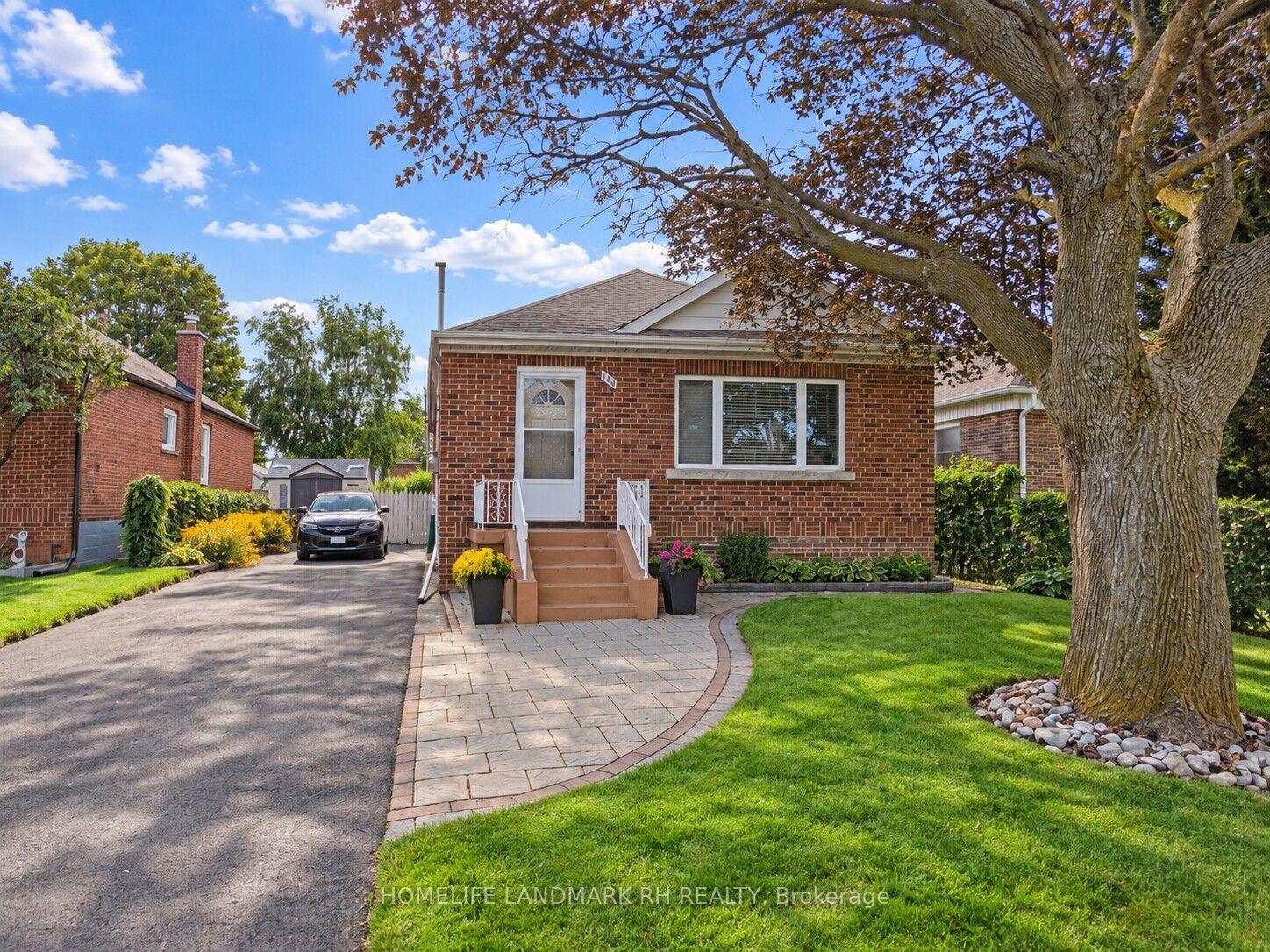 164 Marchington Circle, Toronto, ON M1R 3N1