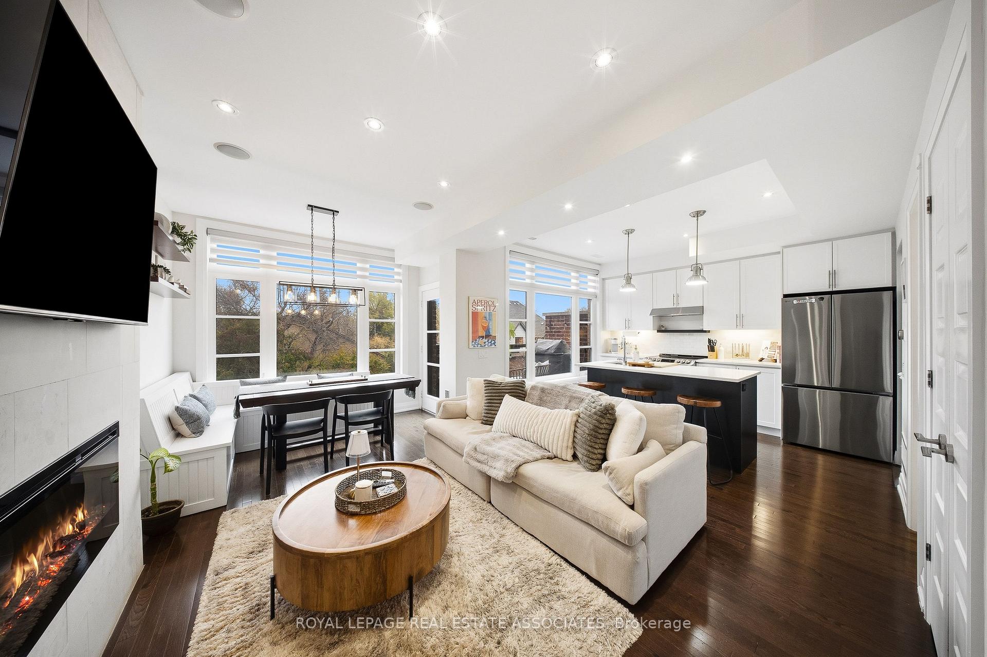 8171 Kipling Avenue 8, Vaughan, ON L4L 0G4