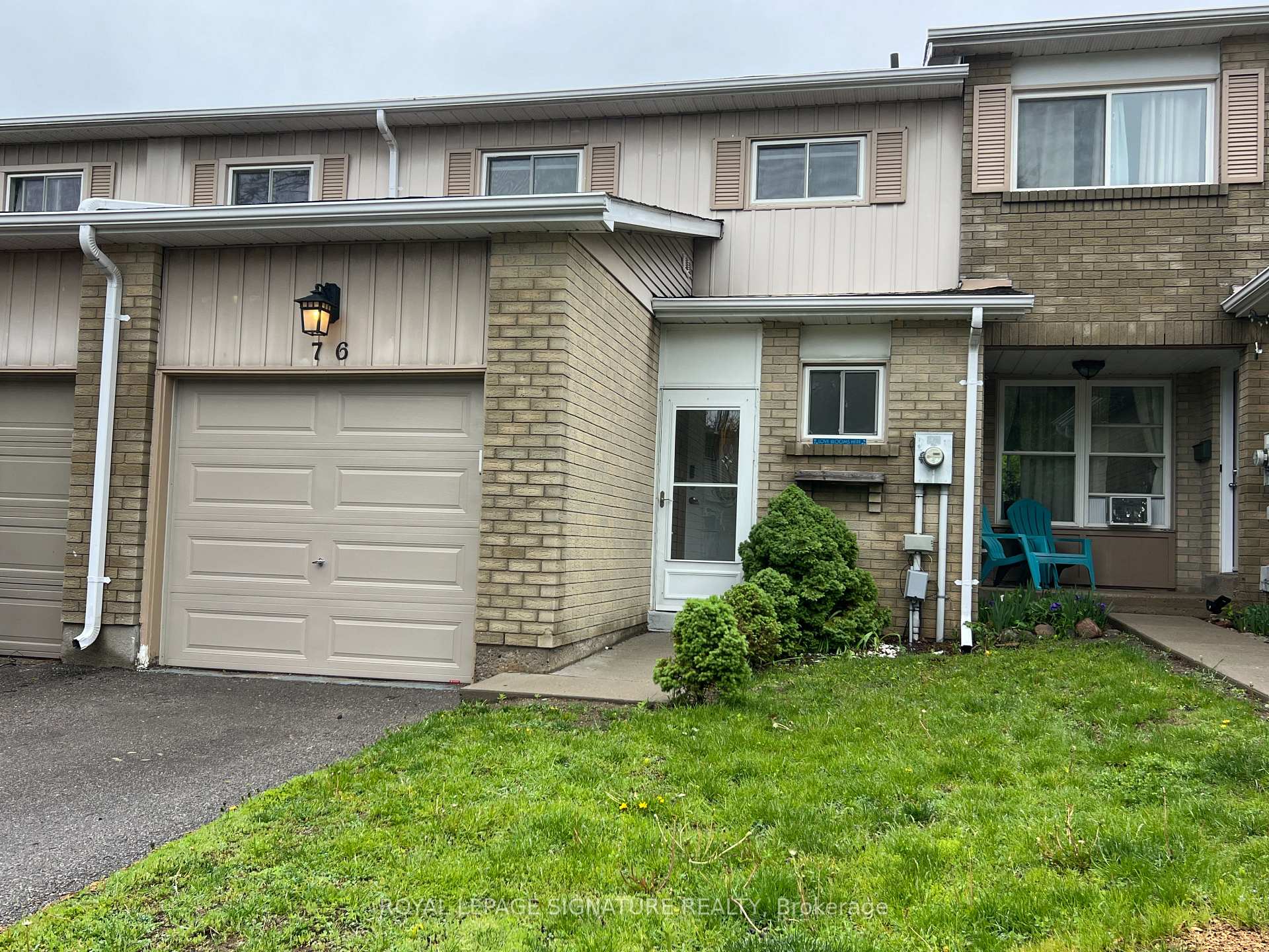 700 Harmony Road N 76, Oshawa, ON L1K 1S2