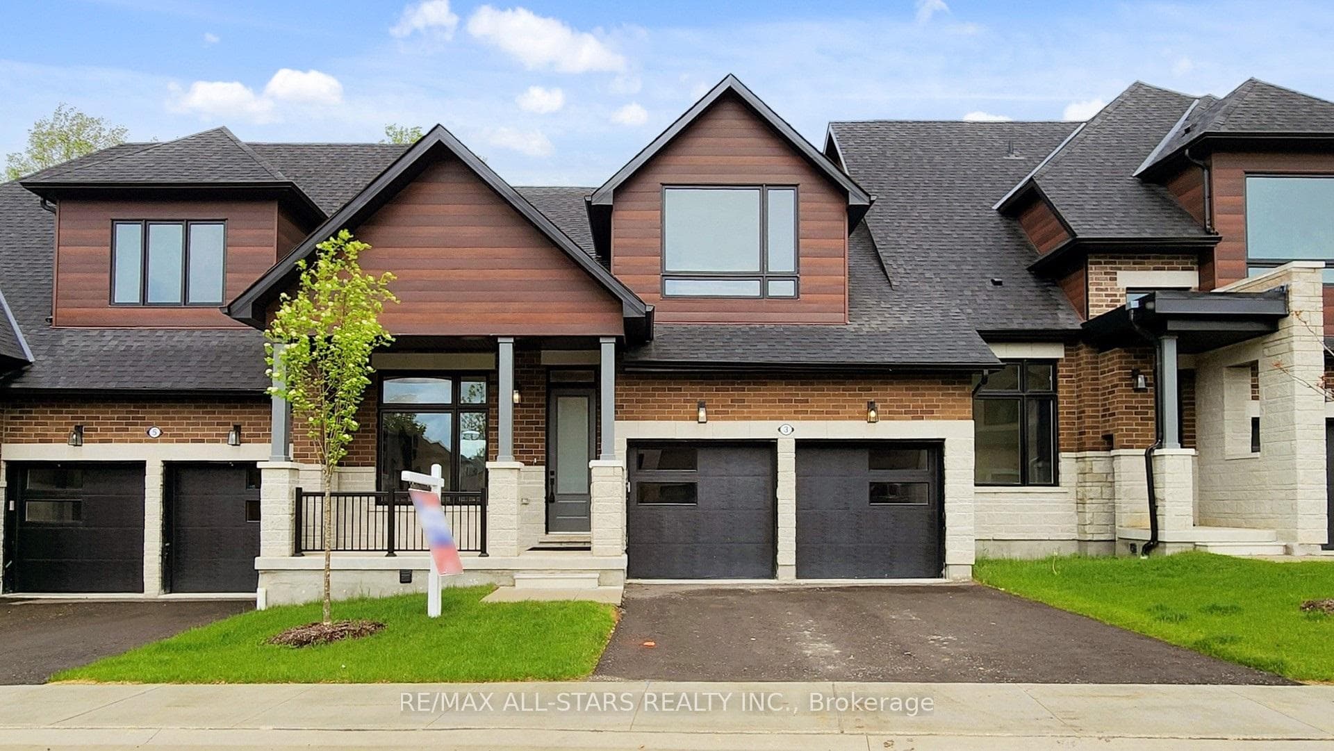 3 Lois Torrance Trail, Uxbridge, ON L9P 0R9