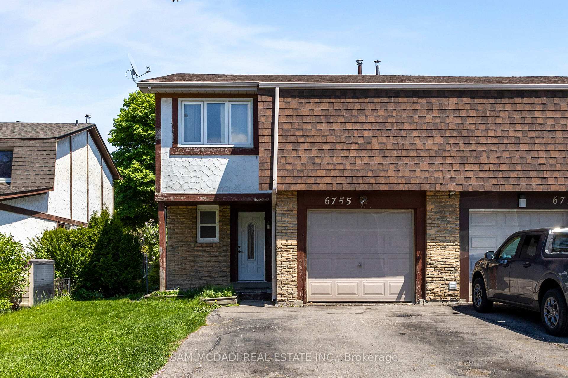 6755 Segovia Road, Mississauga, ON L5N 1P1