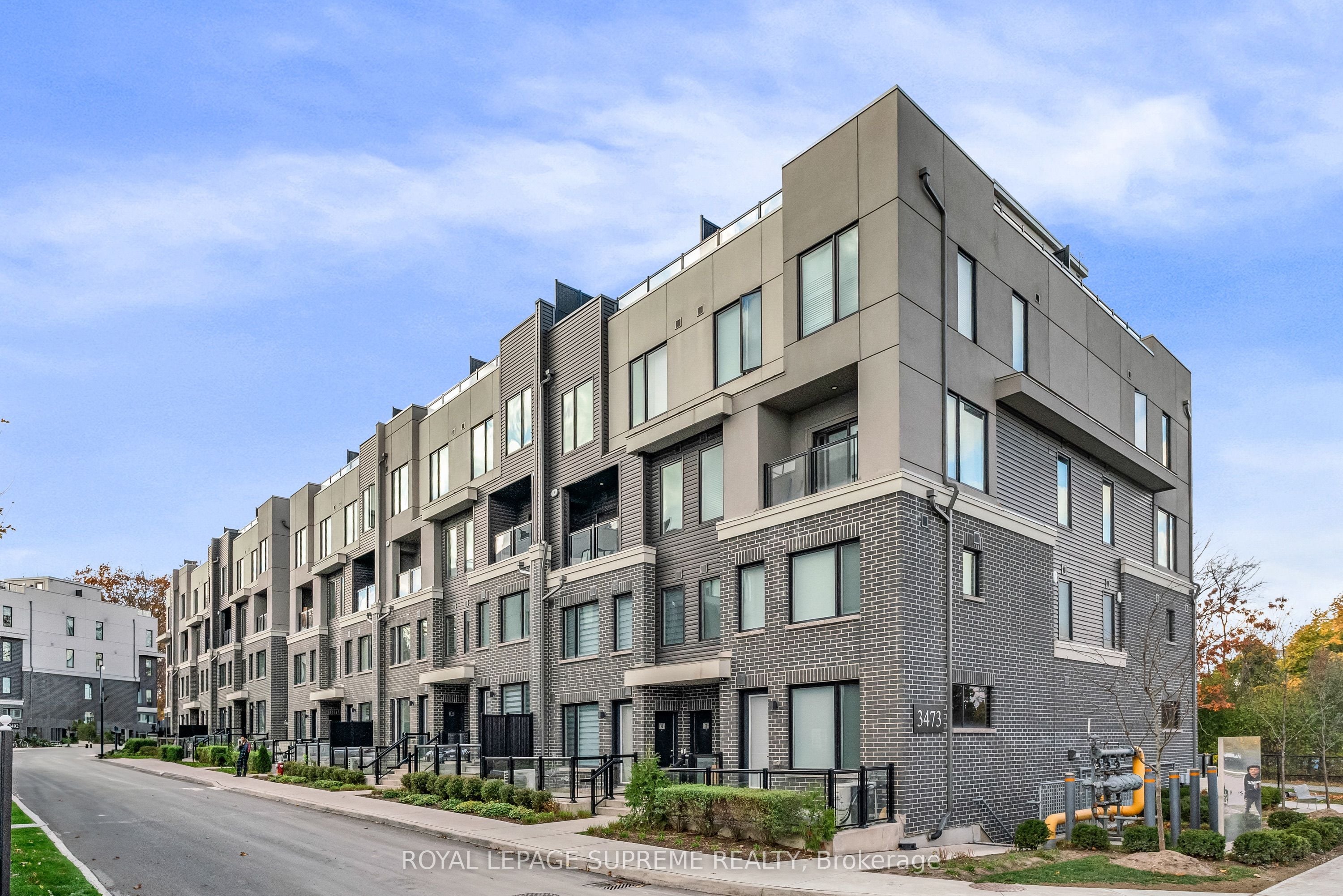 3473 Widdicombe Way, Mississauga - Condo Town