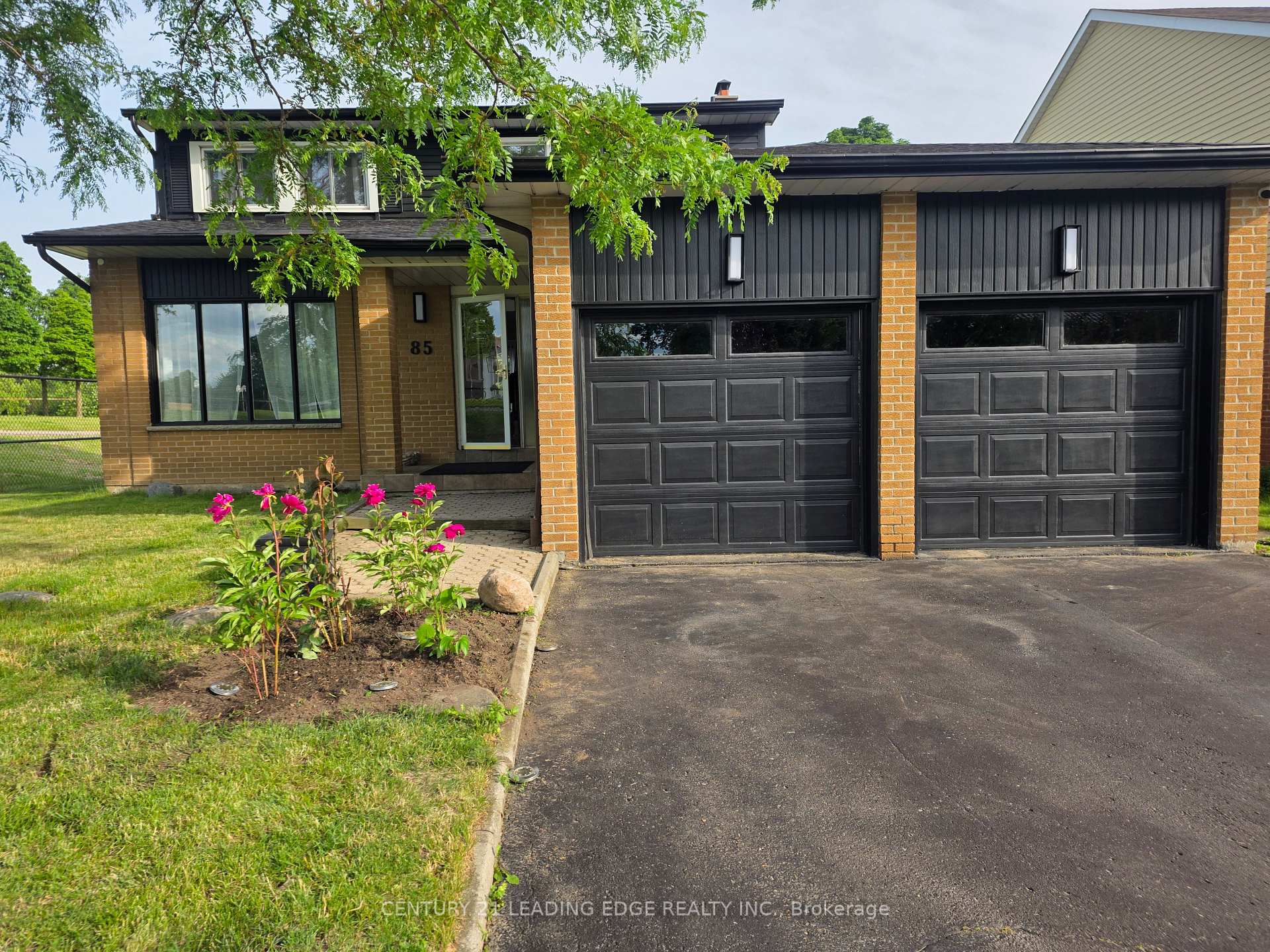 85 Panter Crescent, Ajax, ON L1S 3T7