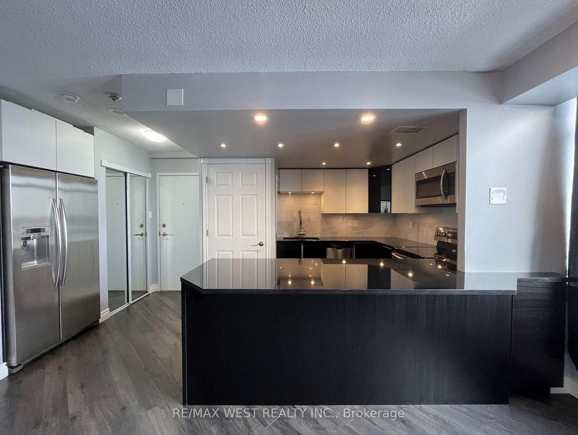 300 Webb Drive 1007, Mississauga, ON L5B 3W3