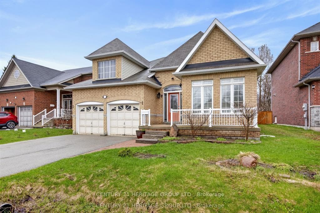 136 Riveredge Drive, Georgina, ON L4P 2P3