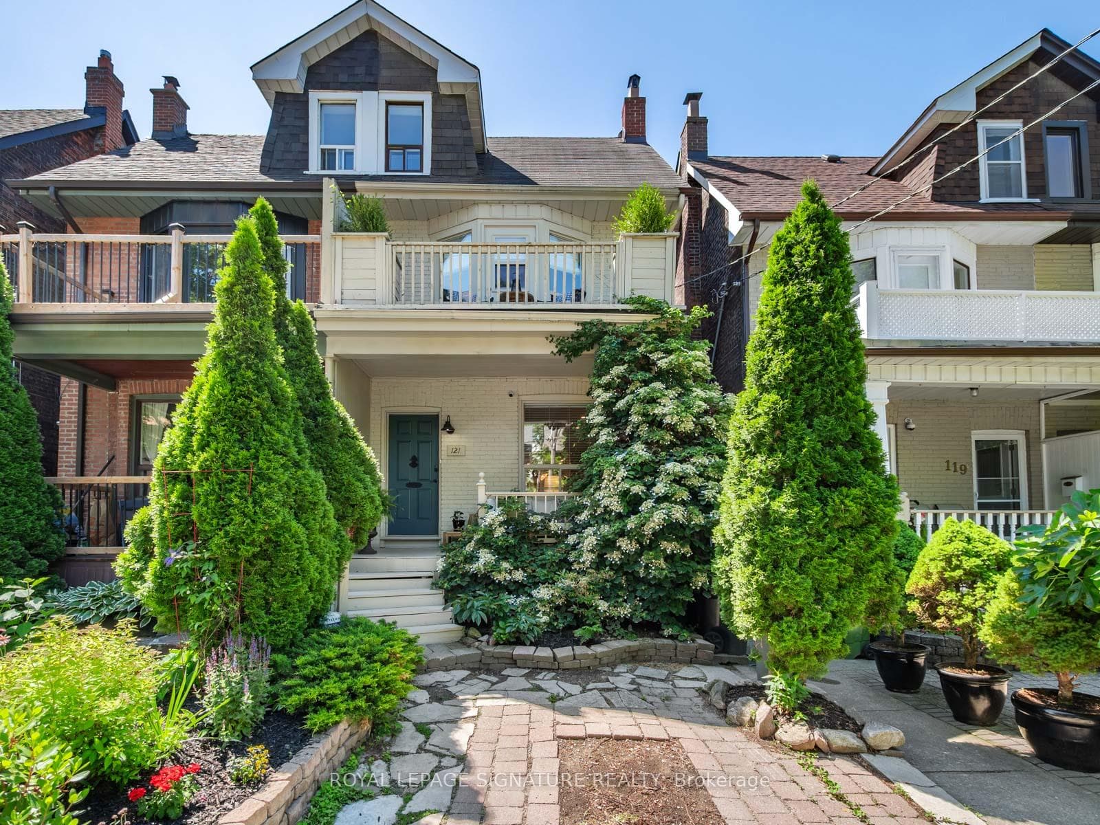 121 Ivy Avenue, Toronto E01, ON M4L 2H8