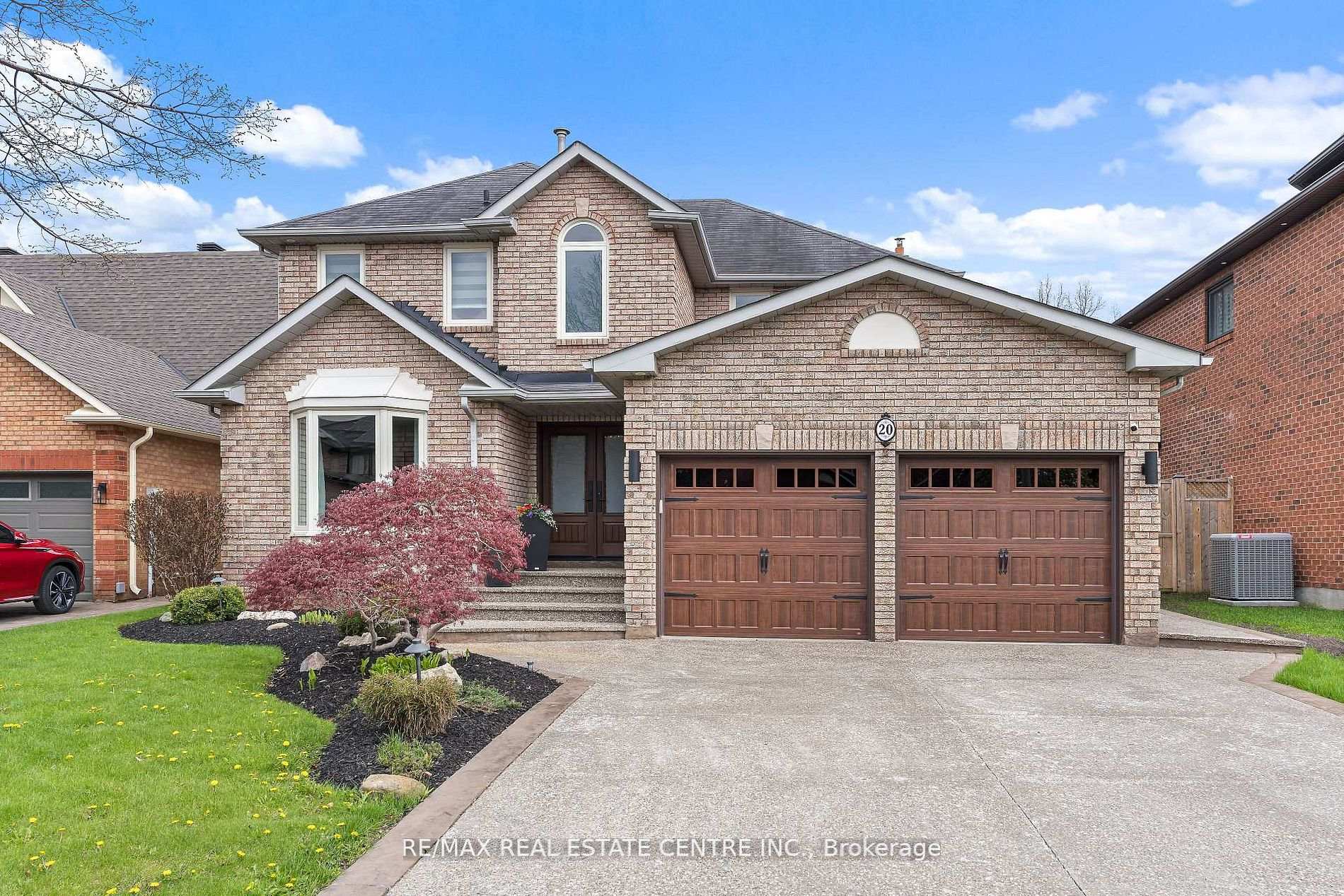 20 Nixon Crescent, Halton Hills, ON L7G 5K2