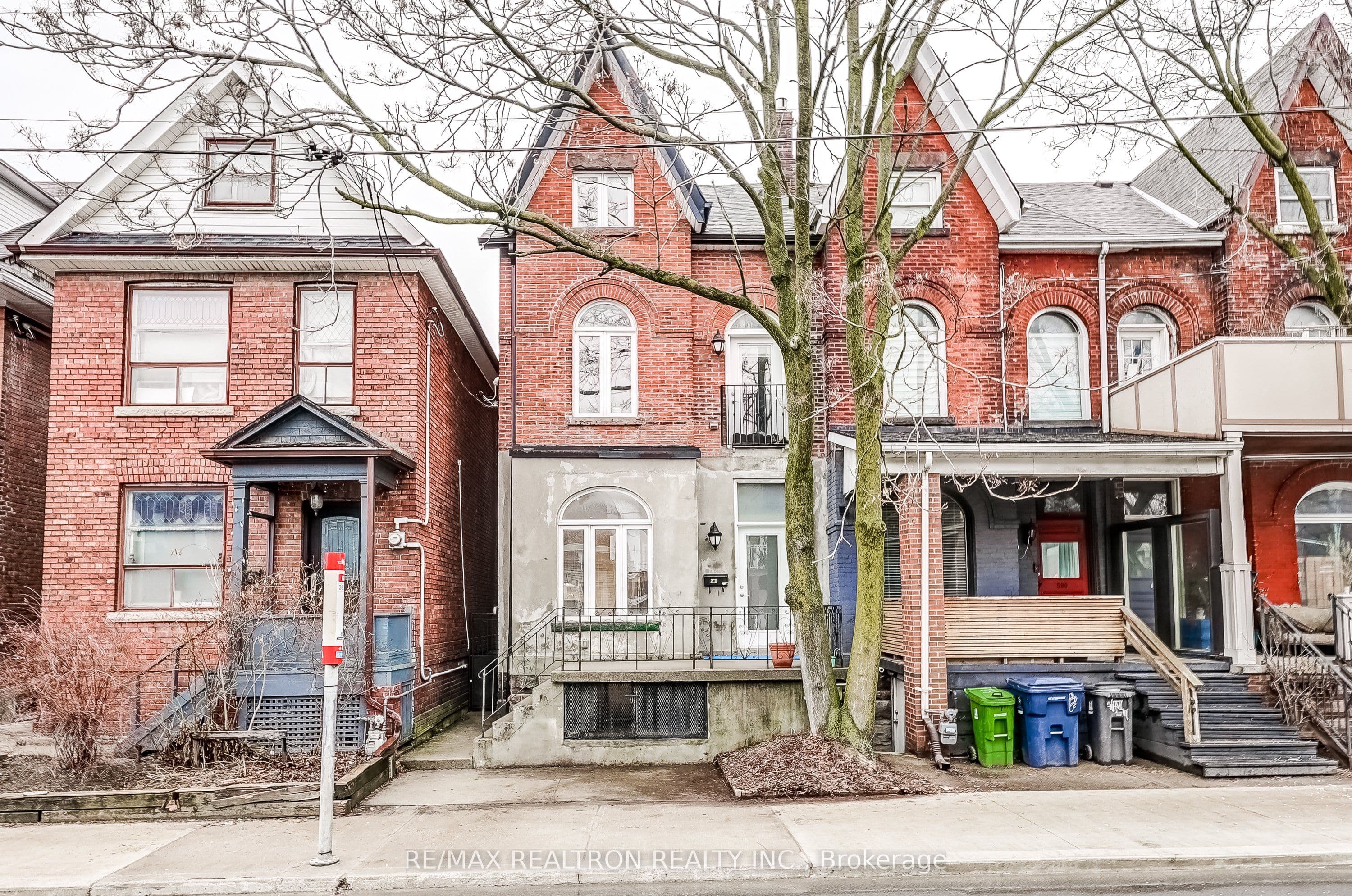 588 Ossington Avenue, Toronto - Att/Row/Townhouse