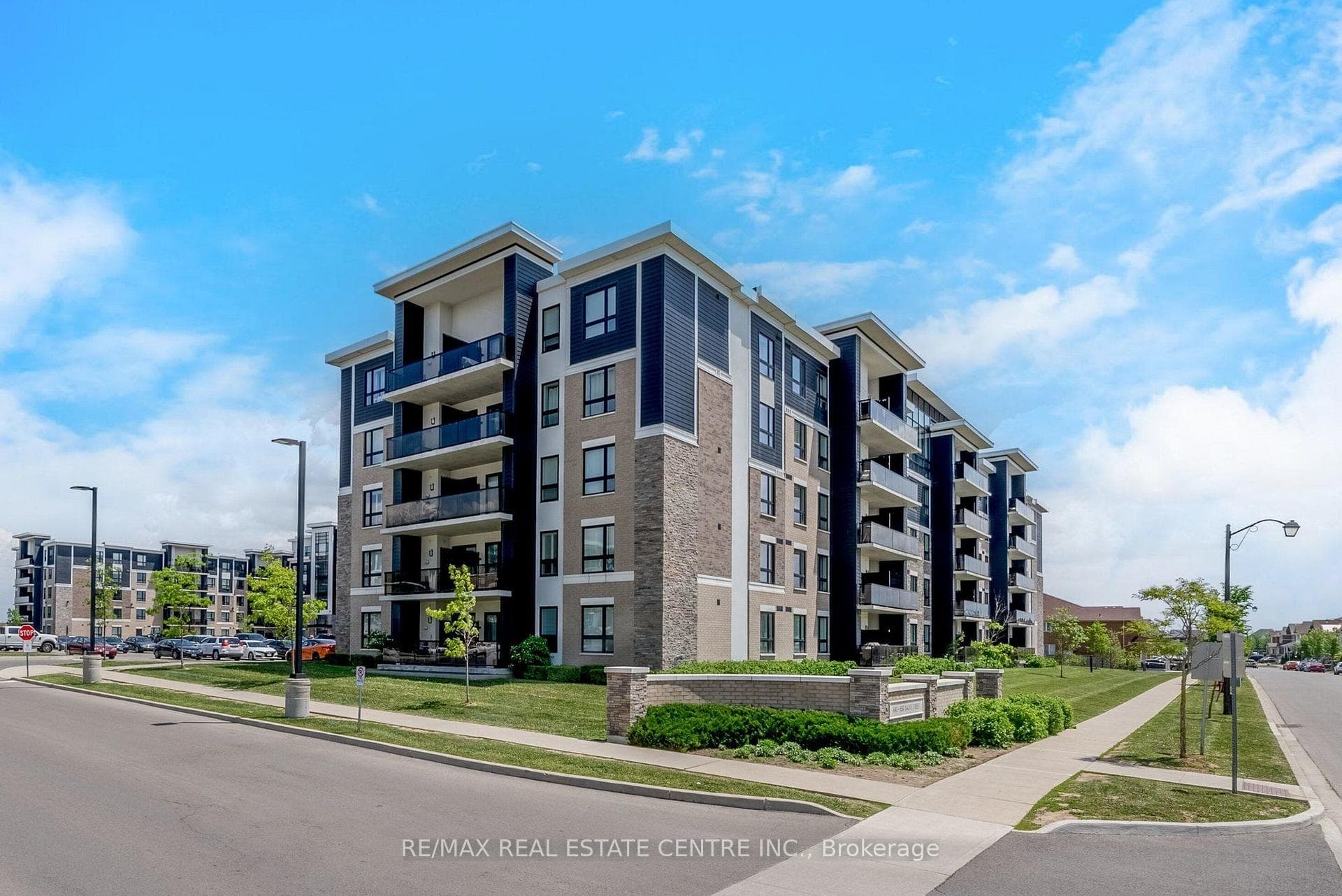 650 Sauve Street 408, Milton, ON L9T 9A8