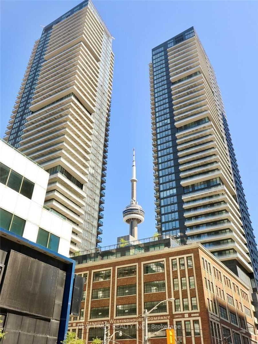 125 blue jays Way 2503, Toronto C01, ON M5V 0N5