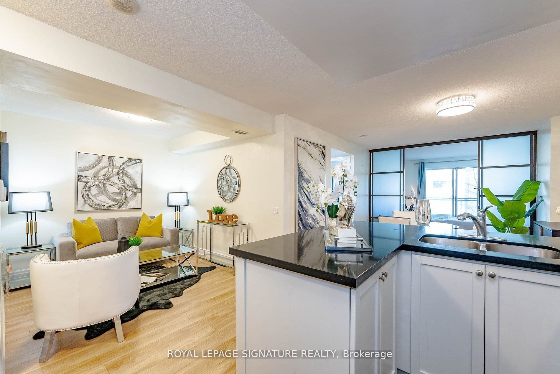 21 Hillcrest Avenue, Toronto, ON, Willowdale East