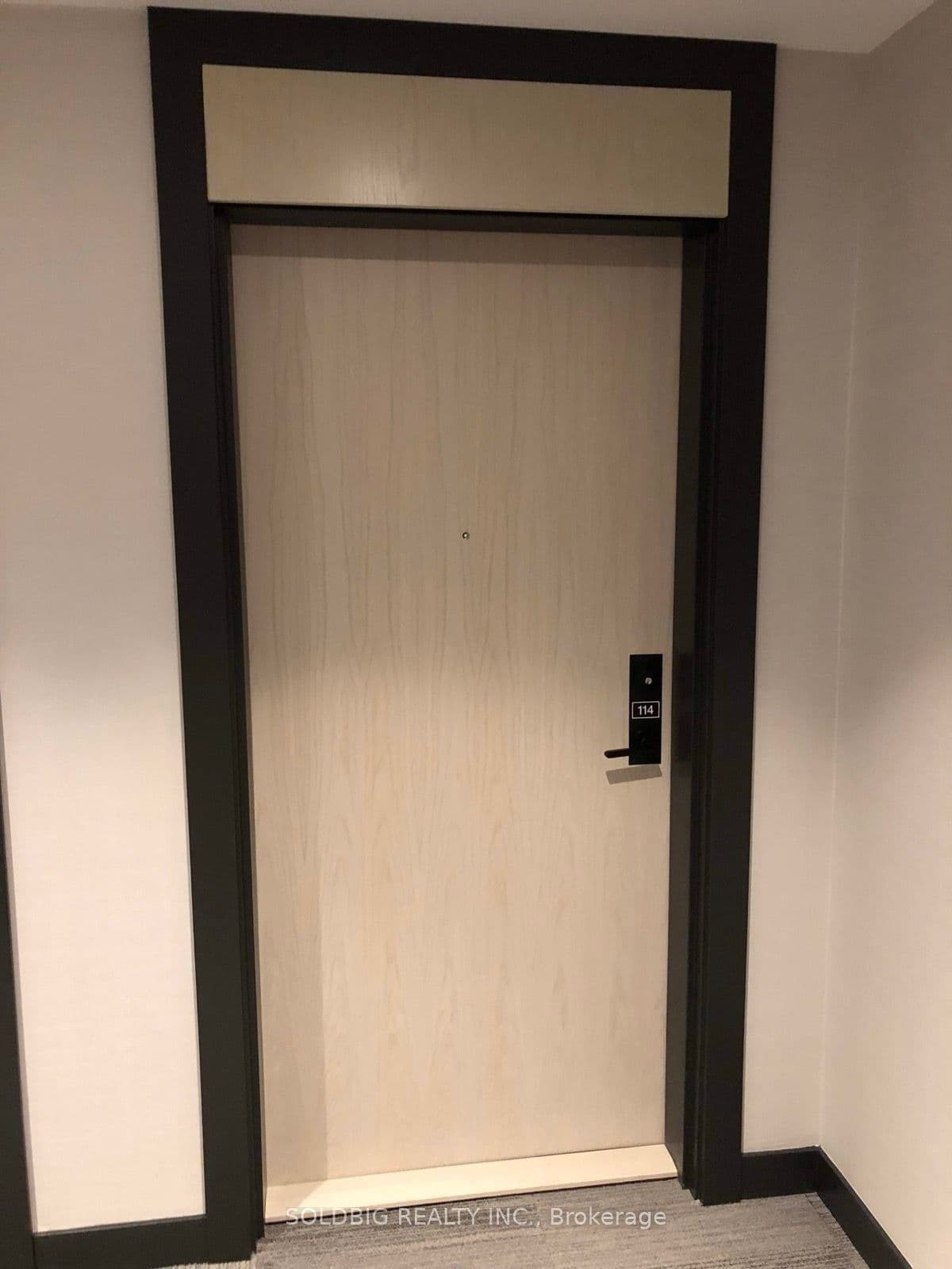 168 Sabina Drive, Oakville, ON, 1008 - GO Glenorchy