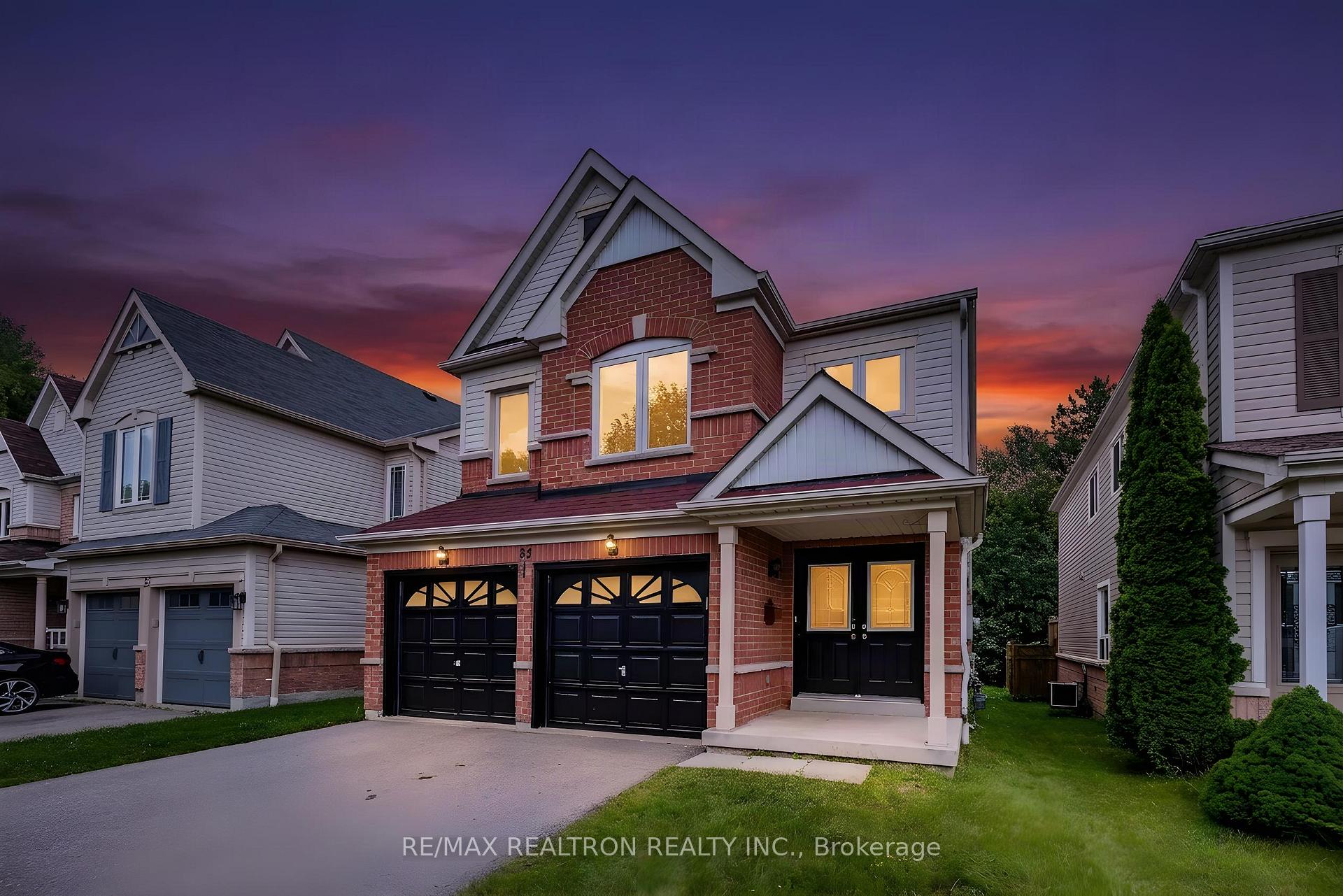82 Beachgrove Crescent, Whitby, ON L1R 3G3