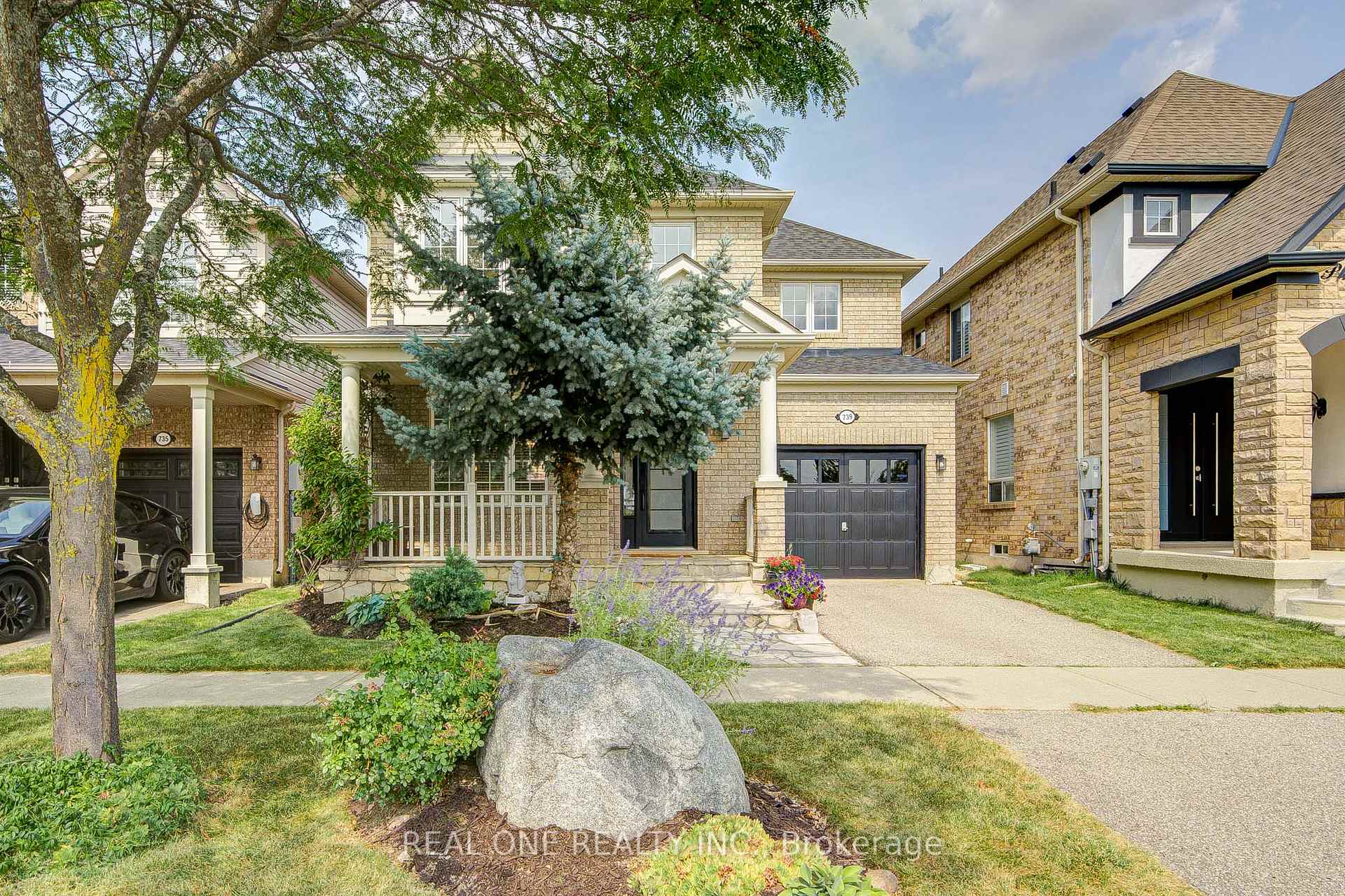 739 Philbrook Drive, Milton, ON L9T 0E9