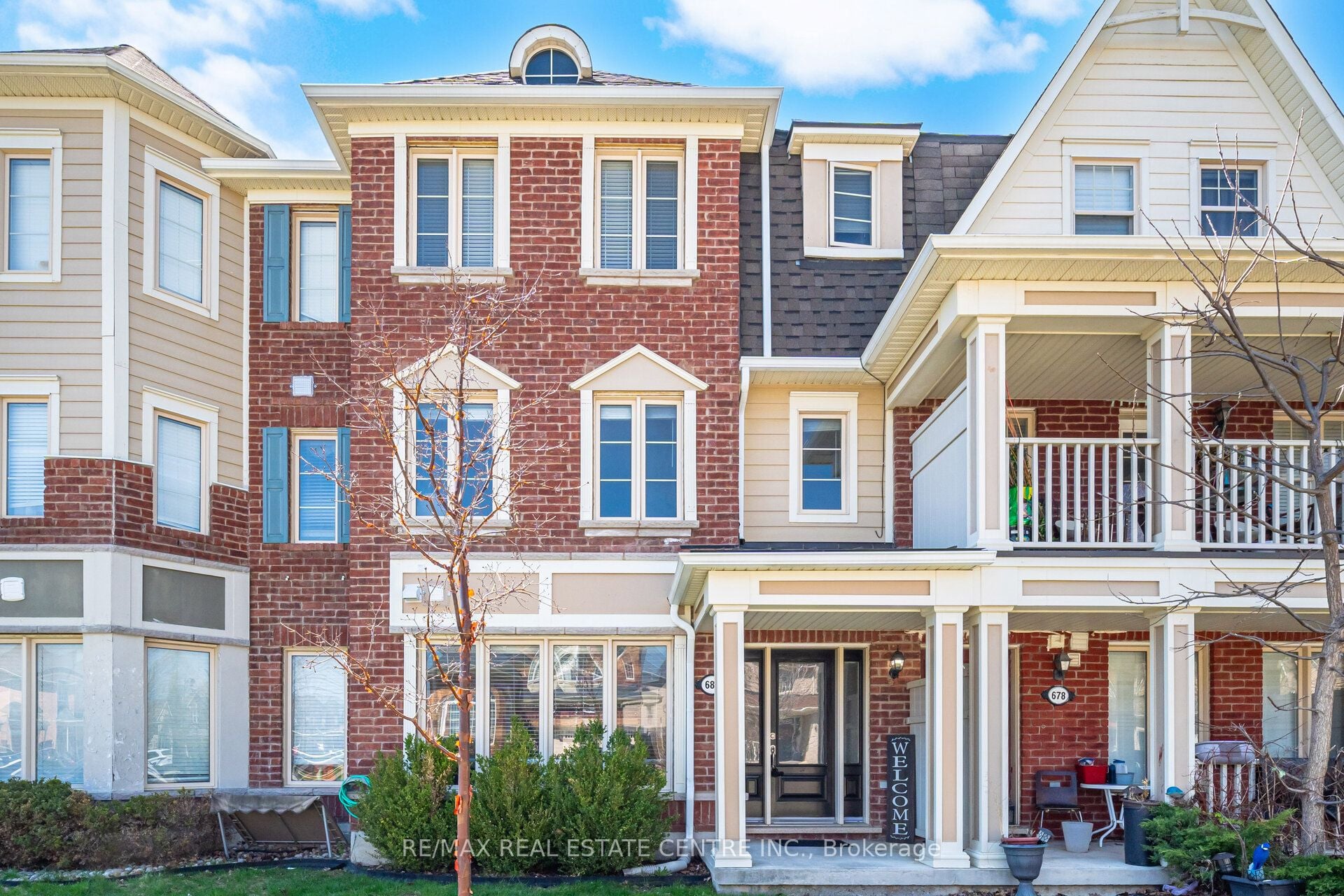 680 Mceastern Path, Milton - Townhouse