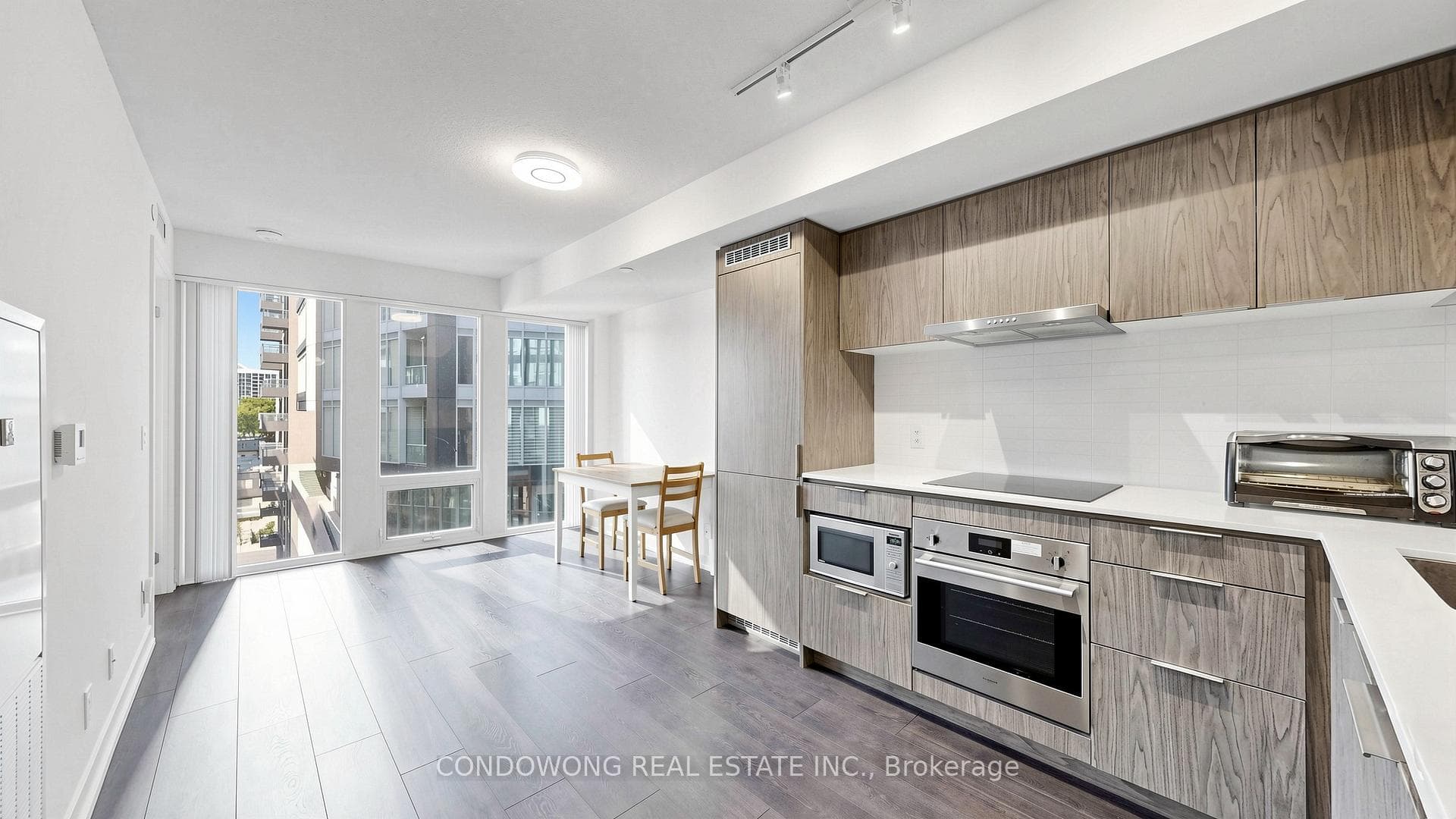 60 Shuter Street 616, Toronto, ON M5B 0B7
