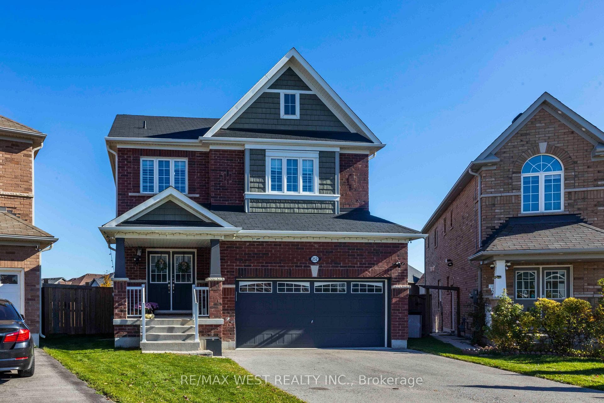 252 Pimlico Drive, Oshawa, ON L1L 0L4