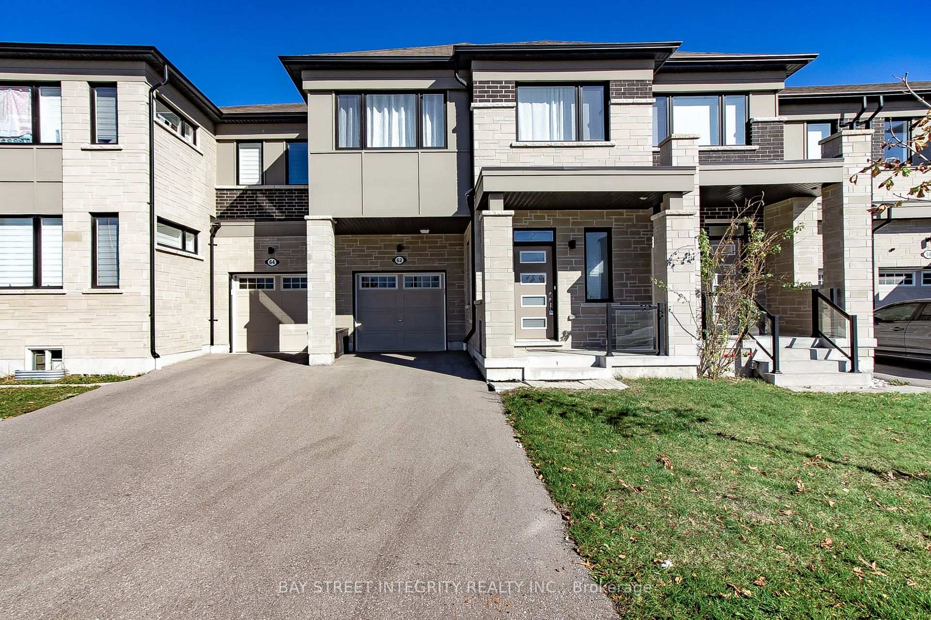 62 Lockyer Drive, Whitby, ON L1P 0M2