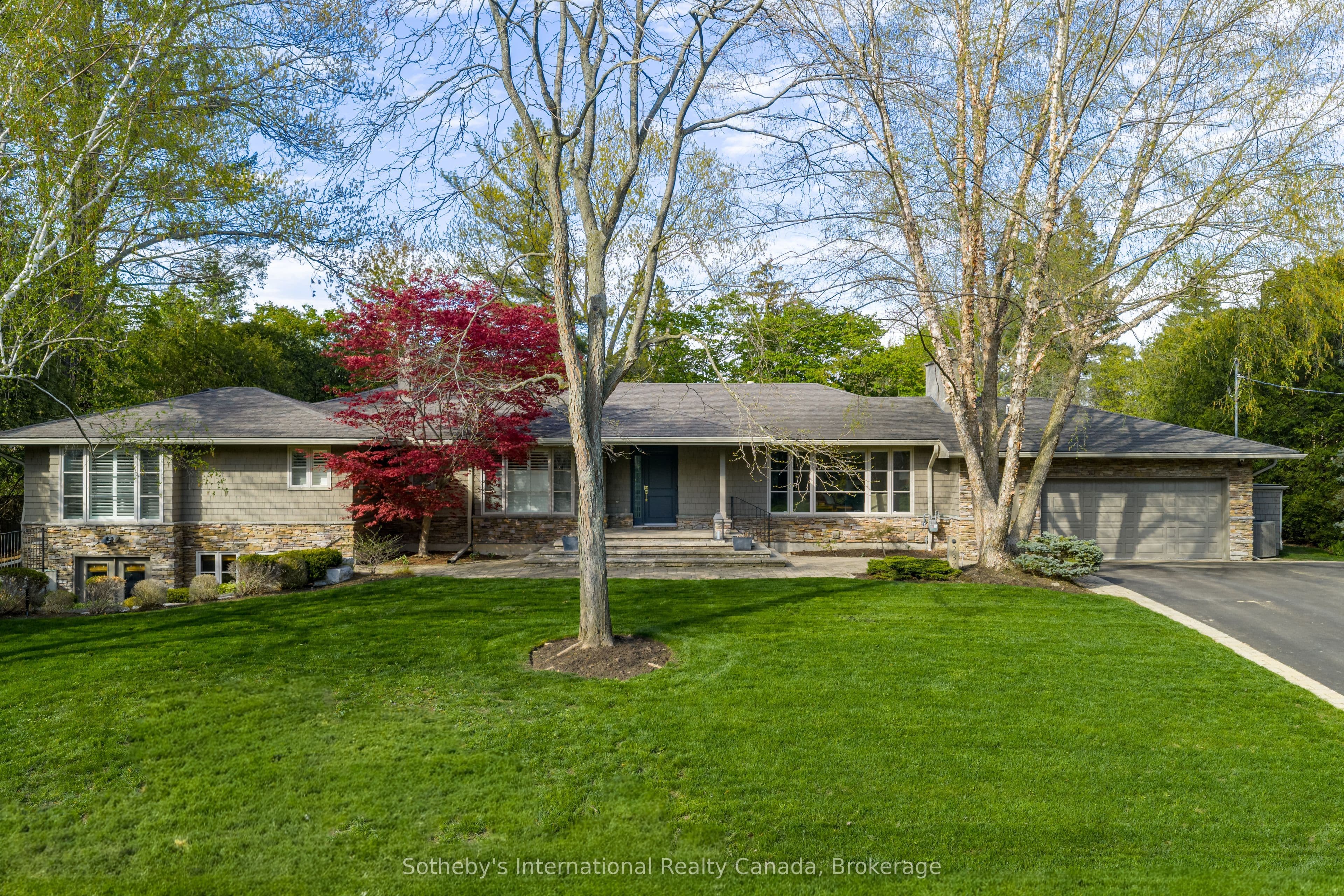 237 Burgundy Drive, Oakville - Detached