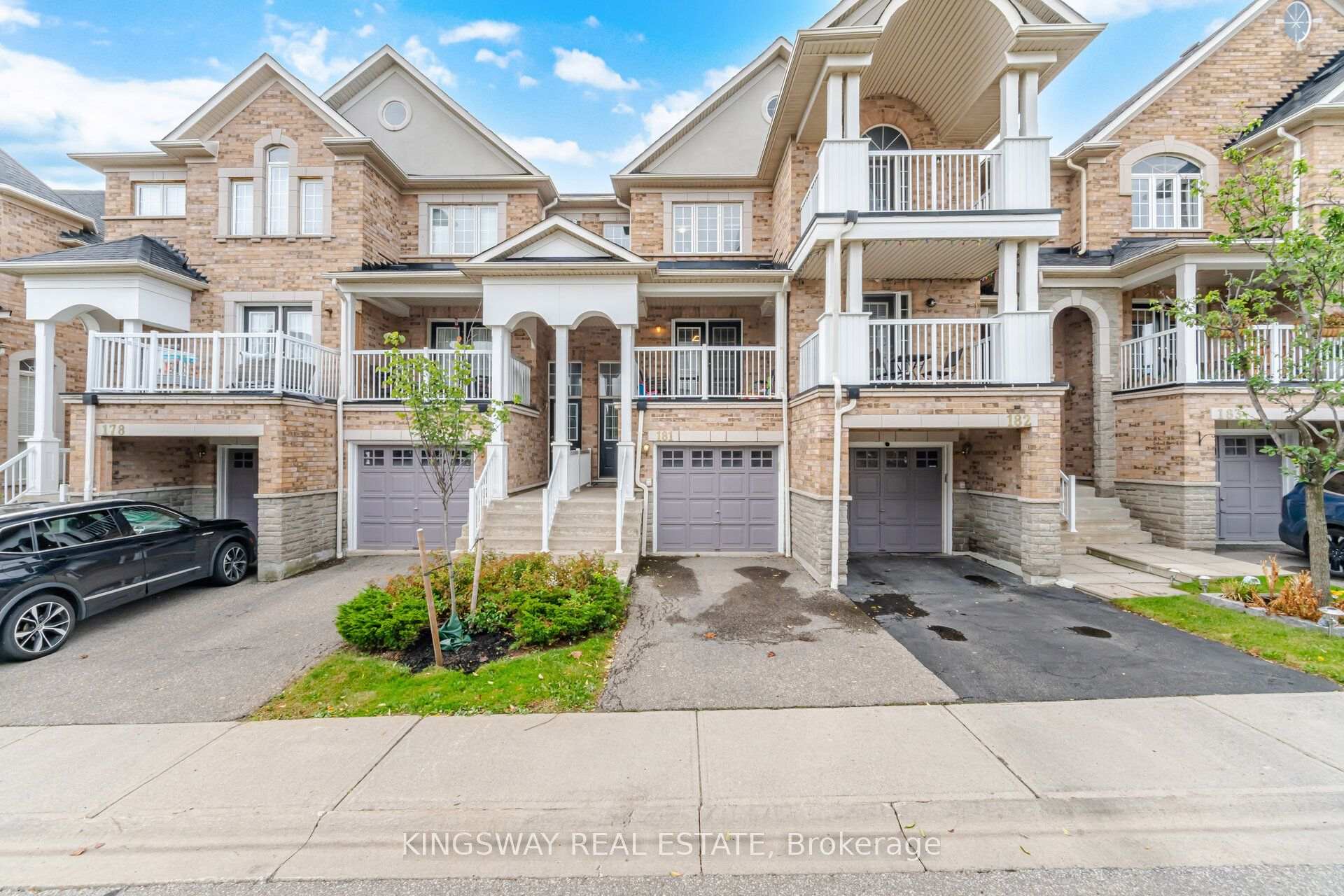 601 SORELINE Drive 181, Mississauga, ON L5B 4K2