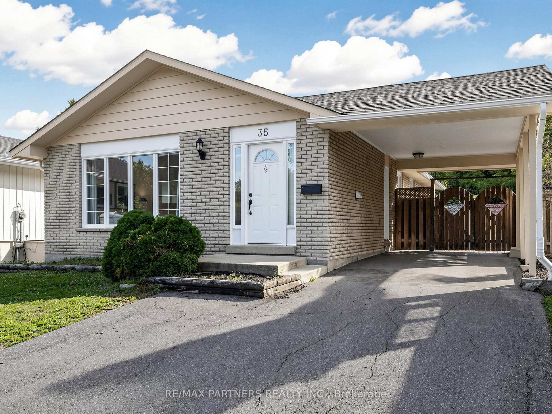 35 CULHAM Street, Oakville, ON L6H 1G3