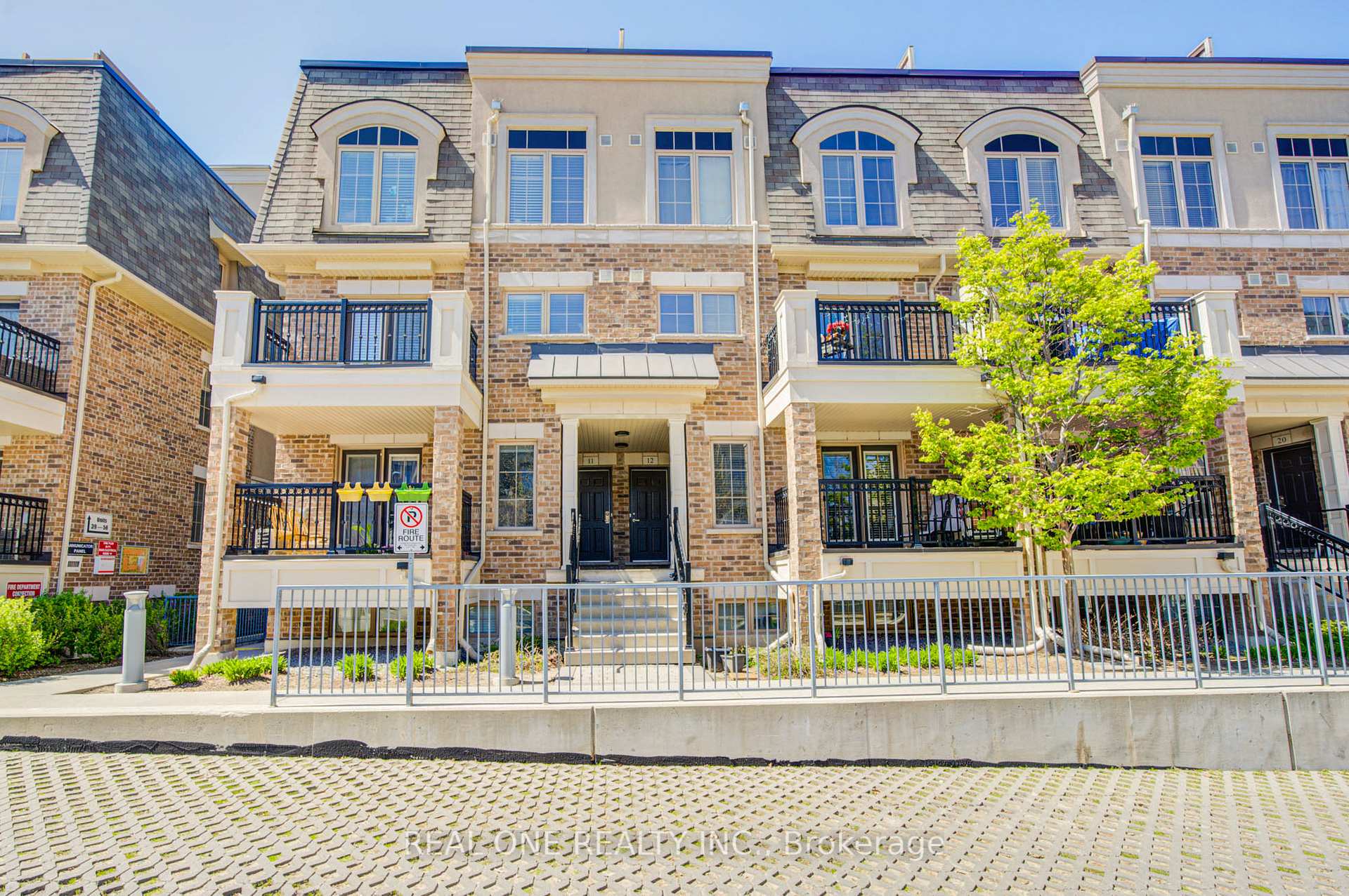 2441 Greenwich Drive 14, Oakville, ON L6M 0S3