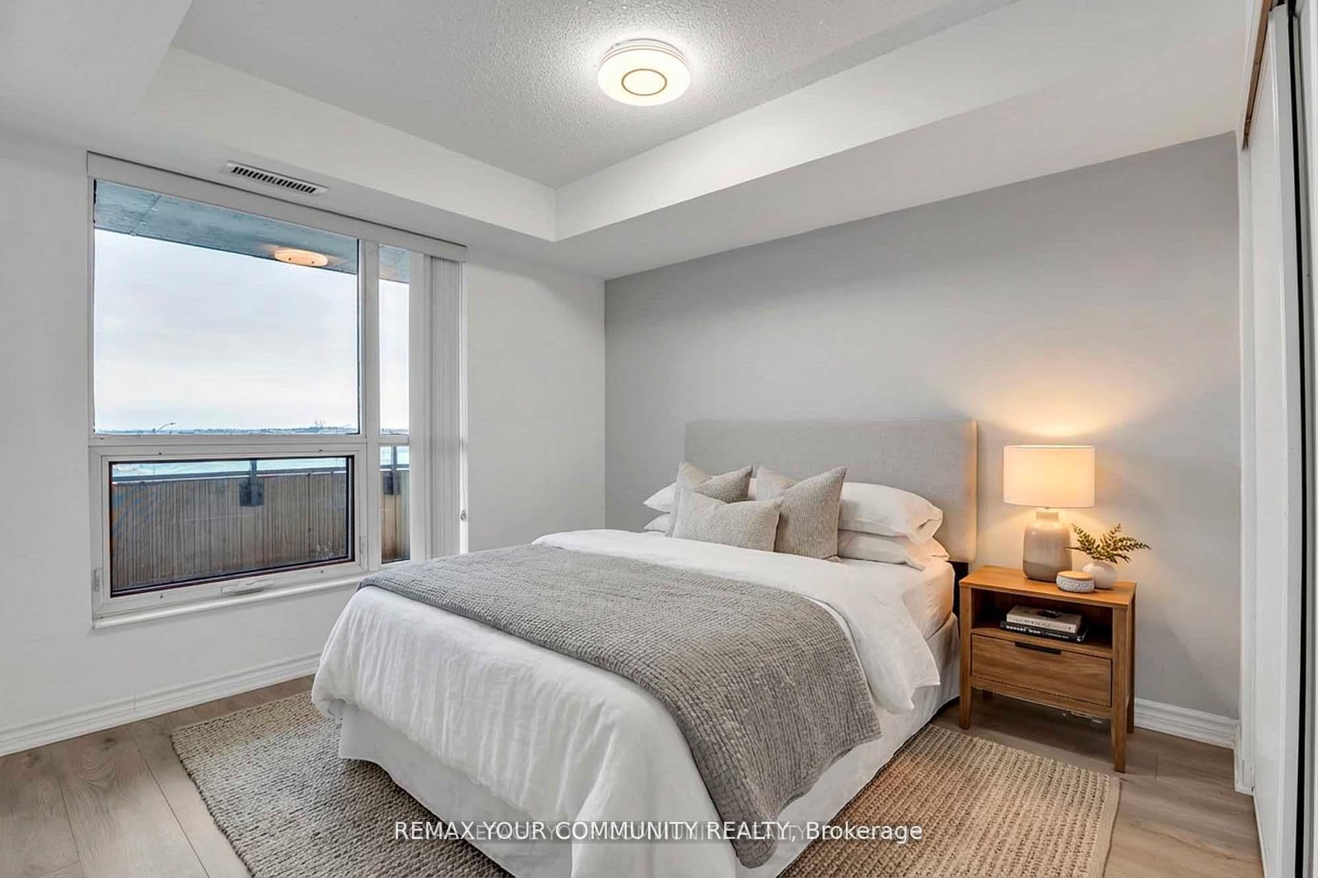 75 Norman Bethune Avenue, Richmond Hill - Condo Apartment