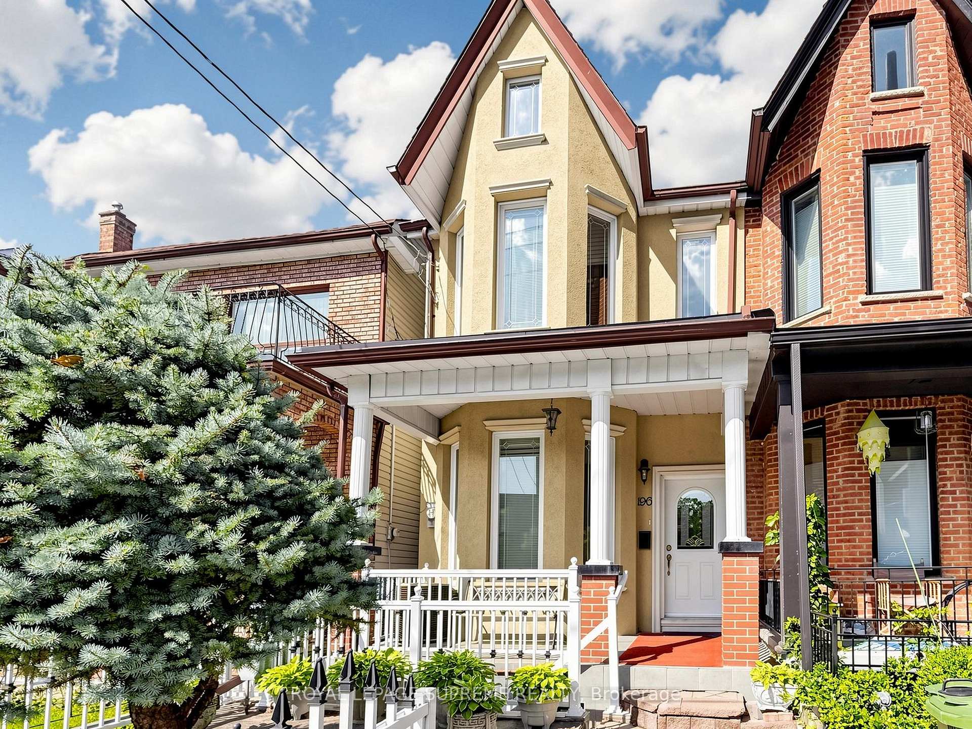 196 Palmerston Avenue, Toronto, ON M6J 2J4
