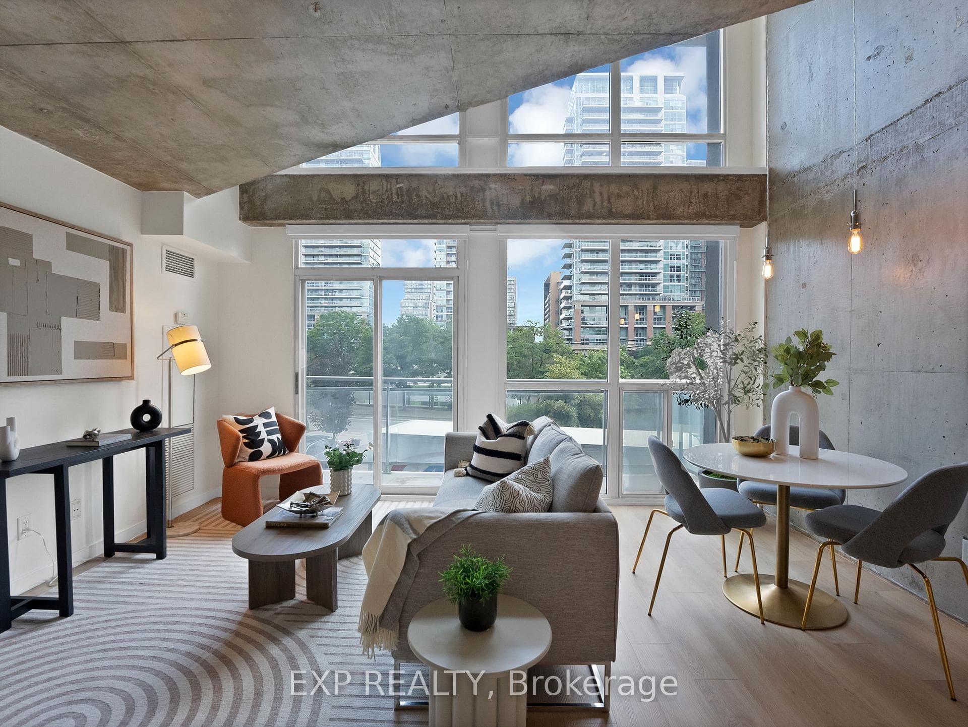 1029 King Street W 246, Toronto, ON M6K 3M9
