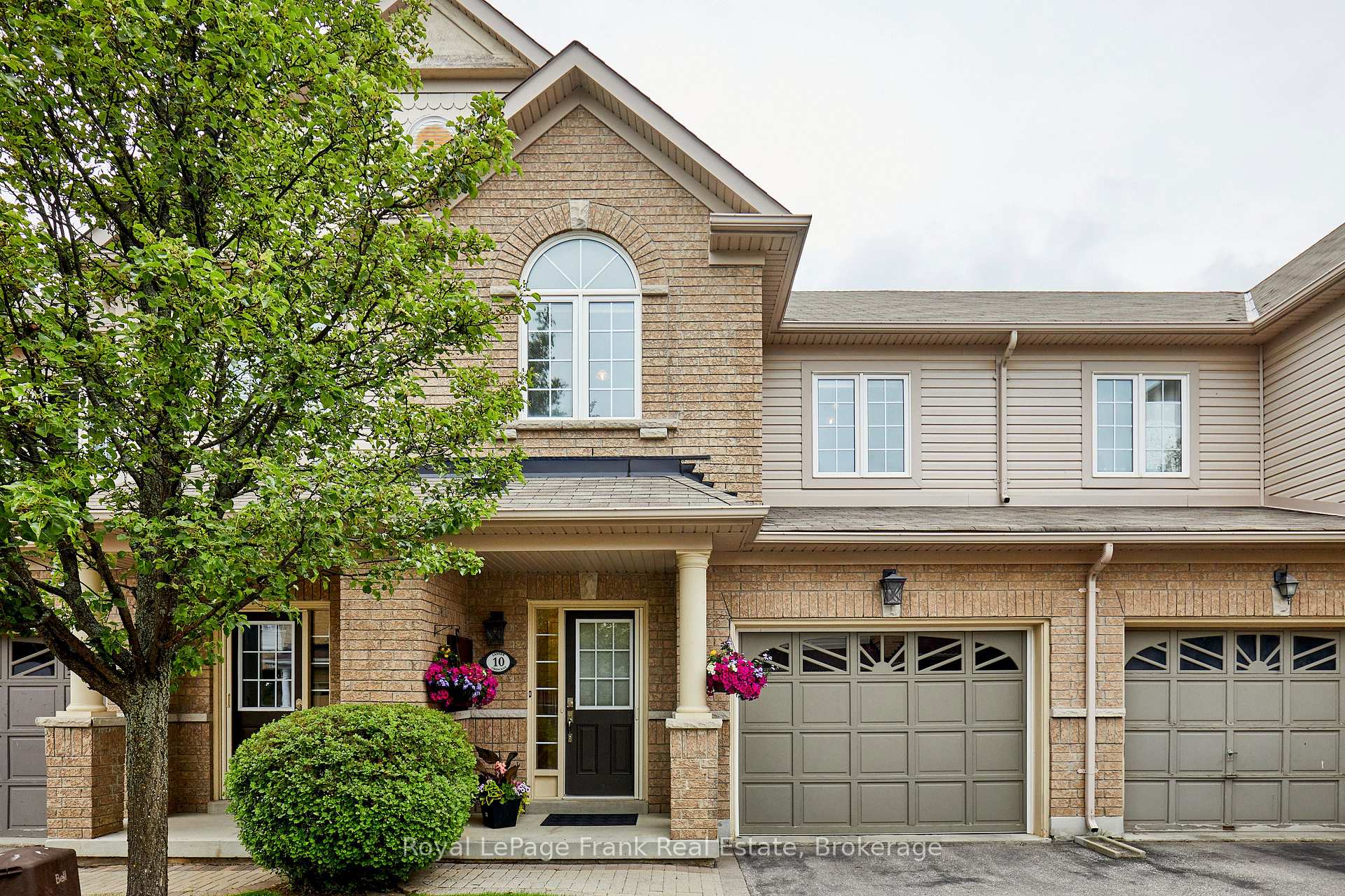 10 Lander Crescent, Clarington, ON L1C 0L4