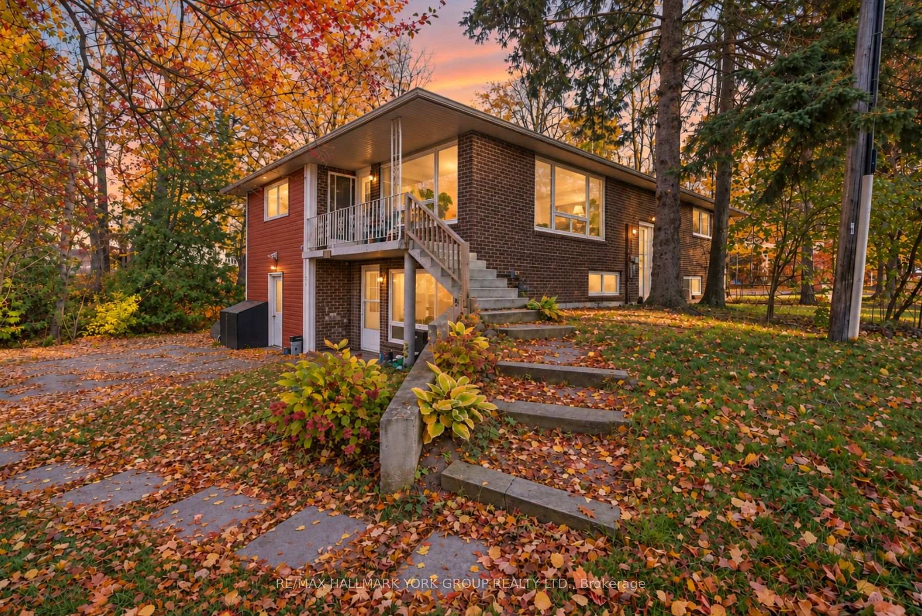 779 South Drive, Georgina, ON L0E 1L0