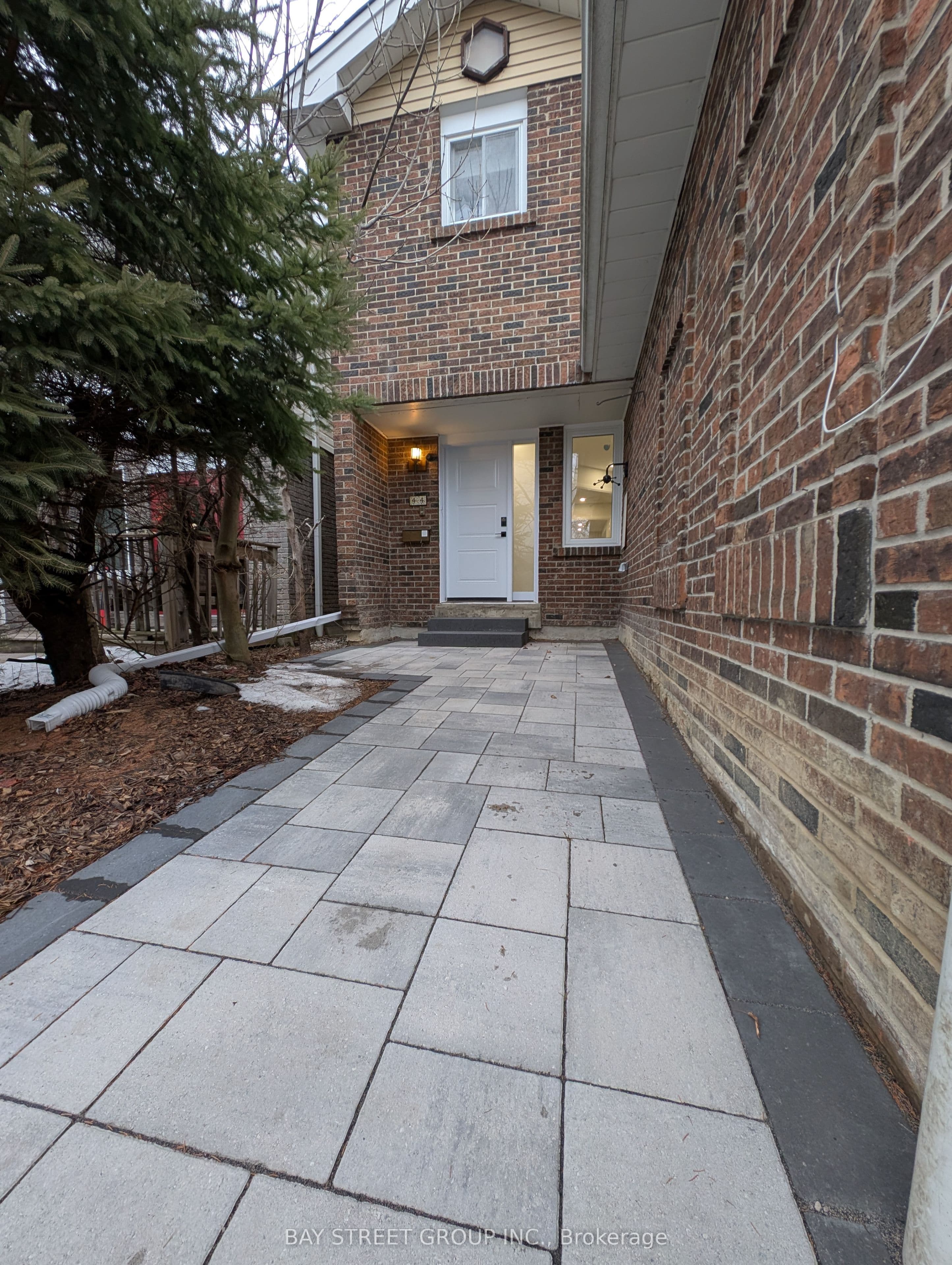 44 Lilac Avenue, Markham - Link