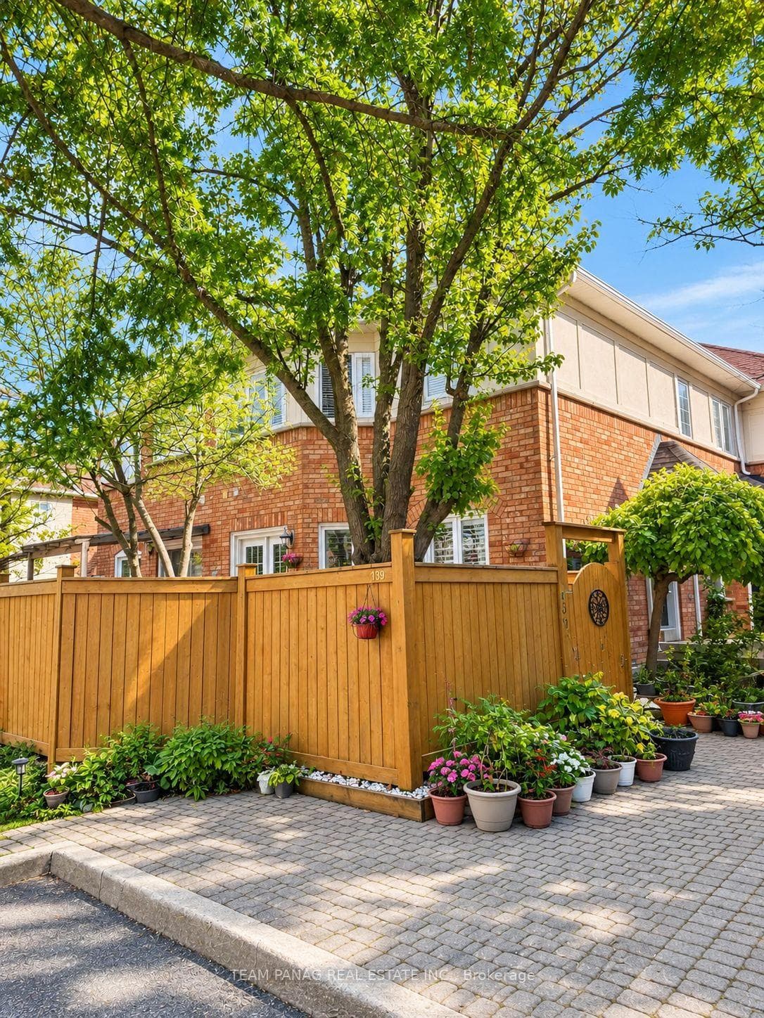 139 Ural Circle, Brampton, ON L6R 1J6